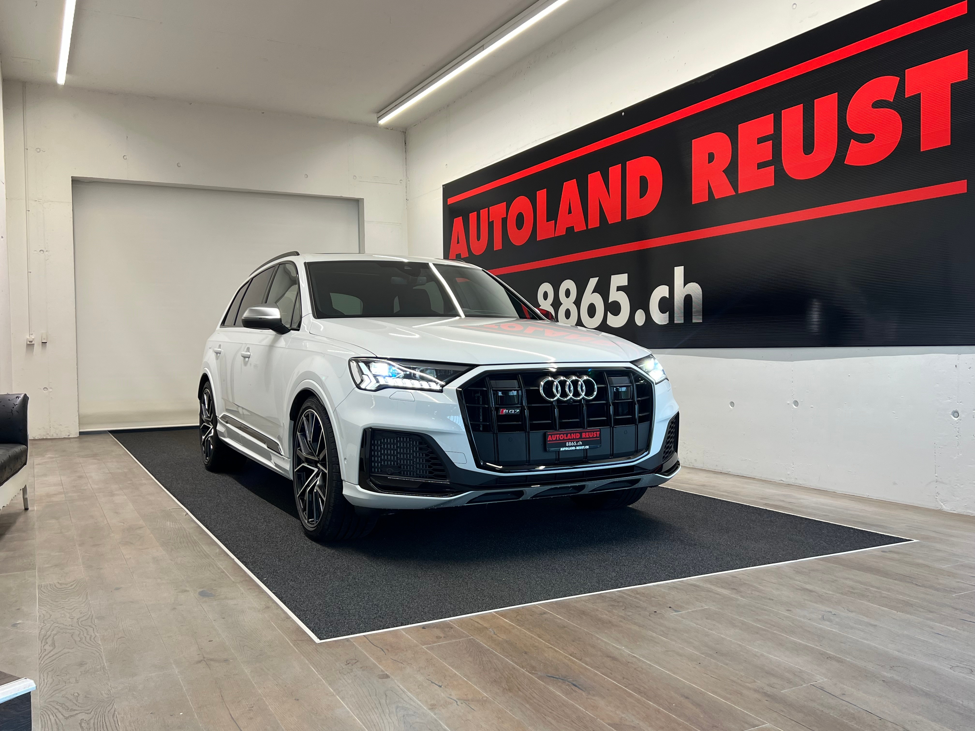 AUDI SQ7 TFSI quattro tiptronic