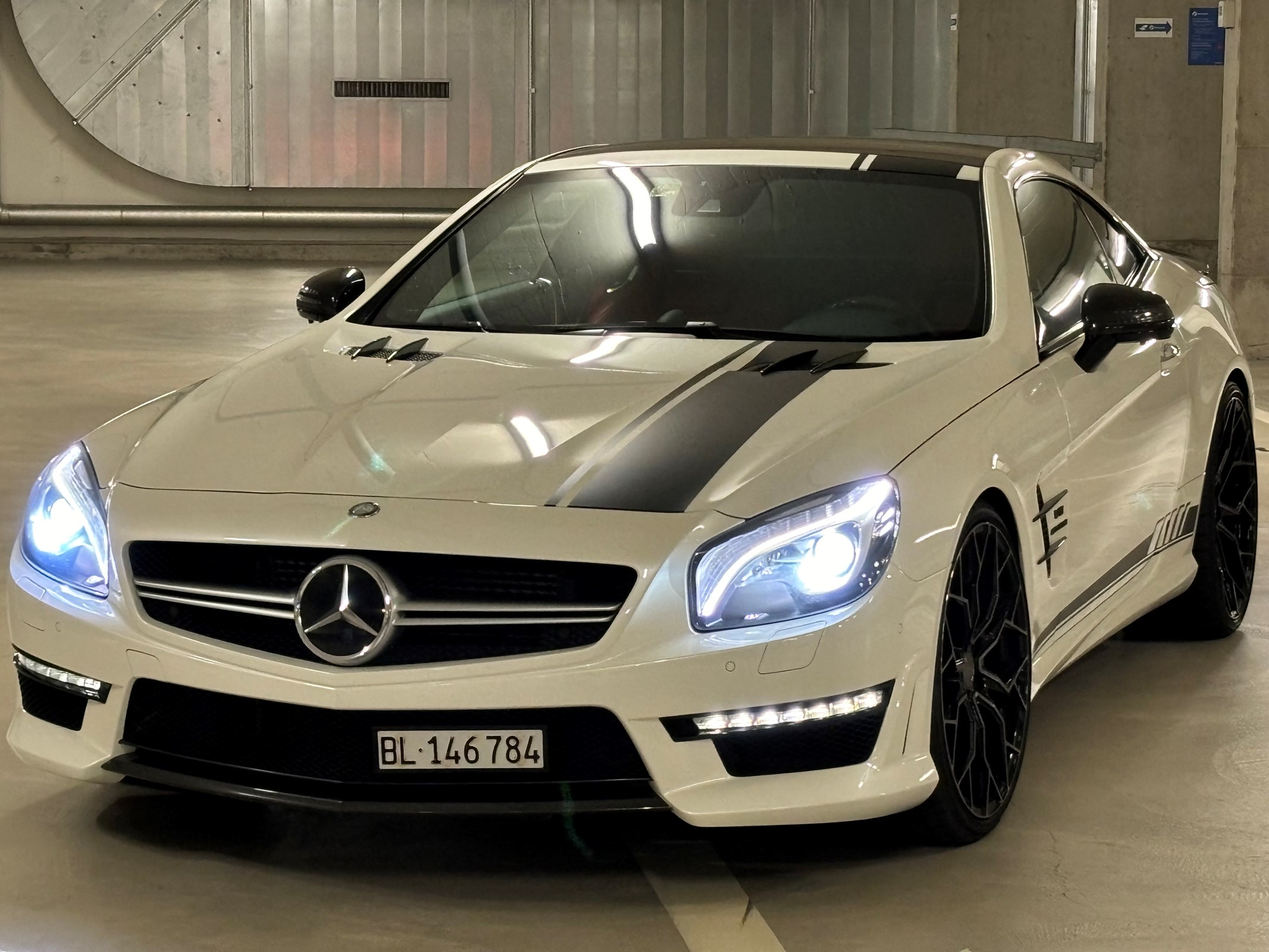 MERCEDES-BENZ SL 63 AMG Speedshift