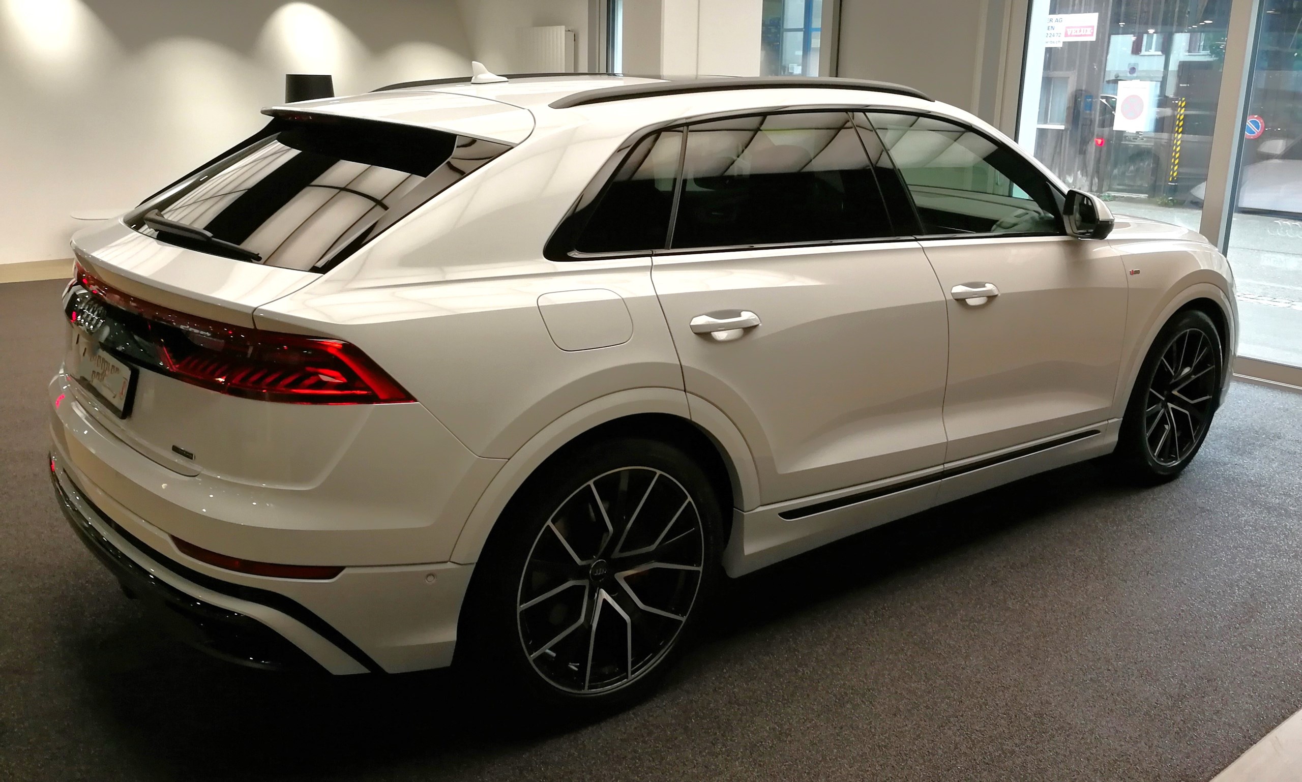 AUDI Q8 50 TDI quattro tiptronic