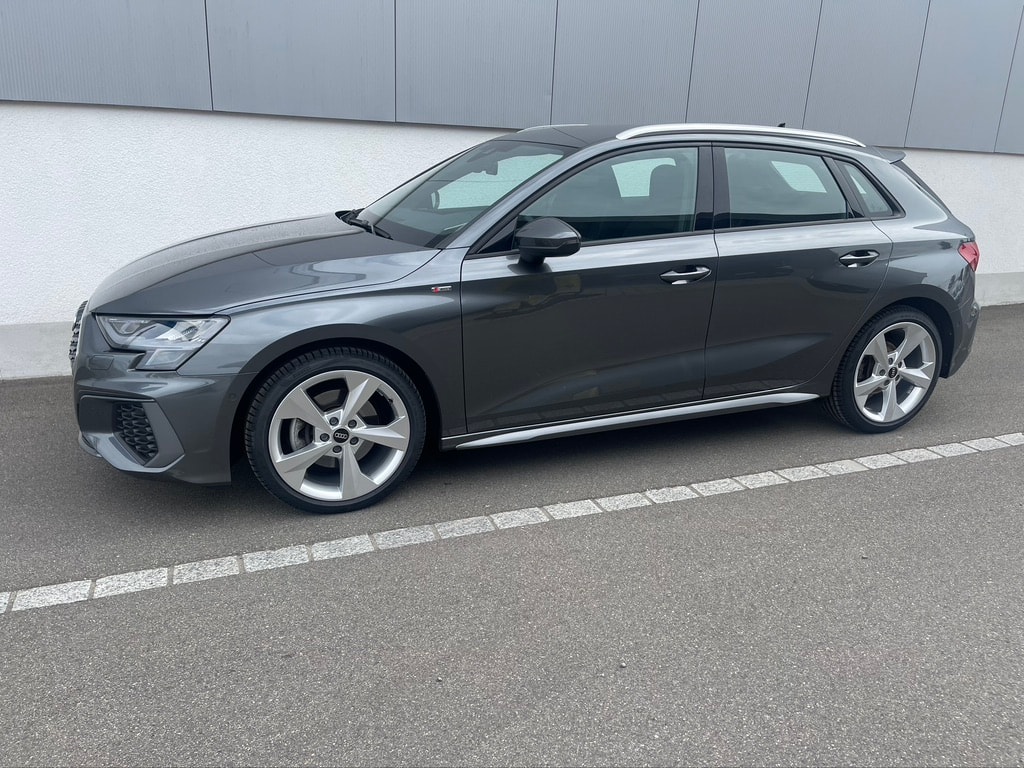 AUDI A3 Sportback 40 TFSI S line quattro