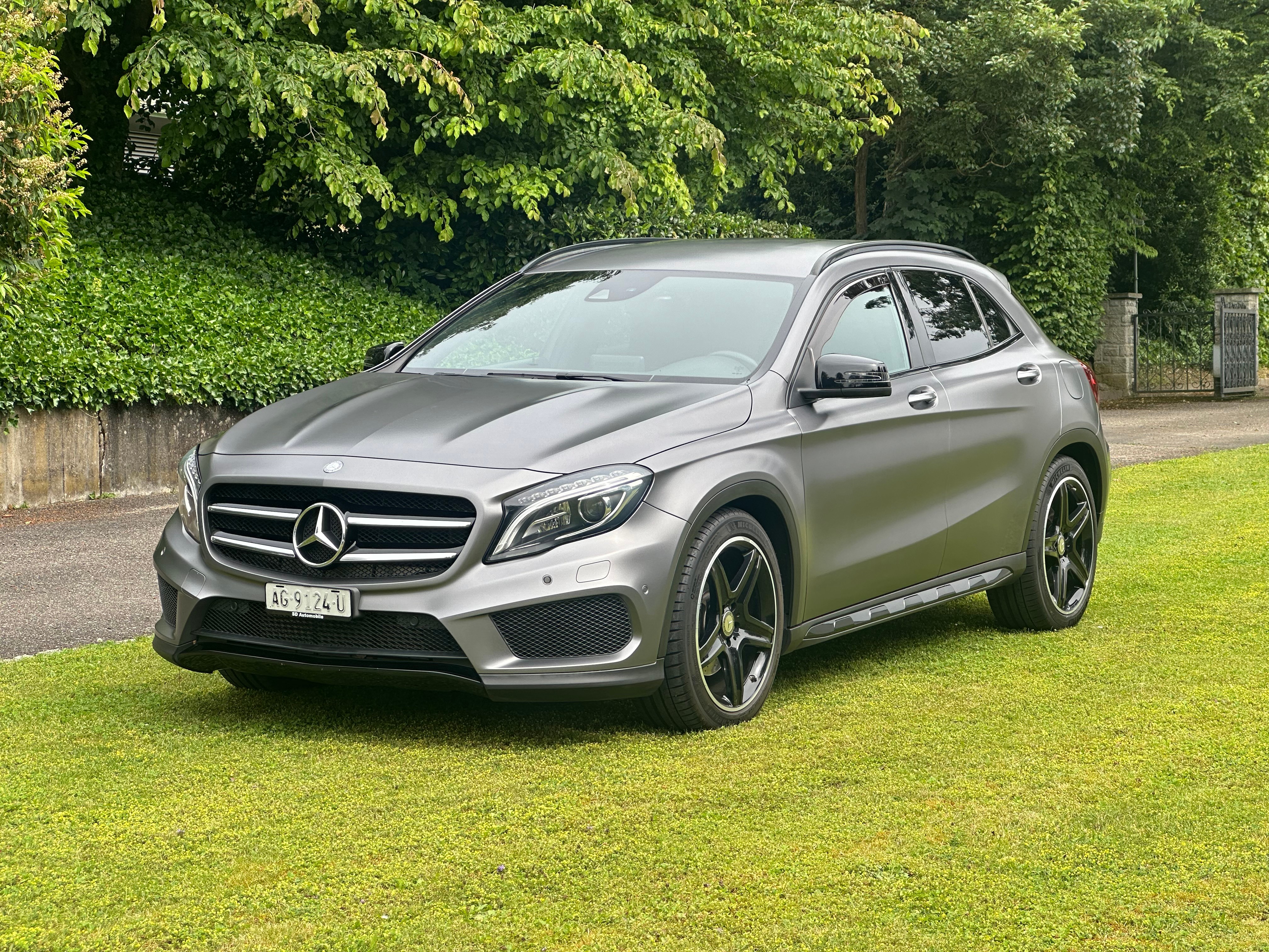 MERCEDES-BENZ GLA 250 AMG Line 4Matic 7G-DCT