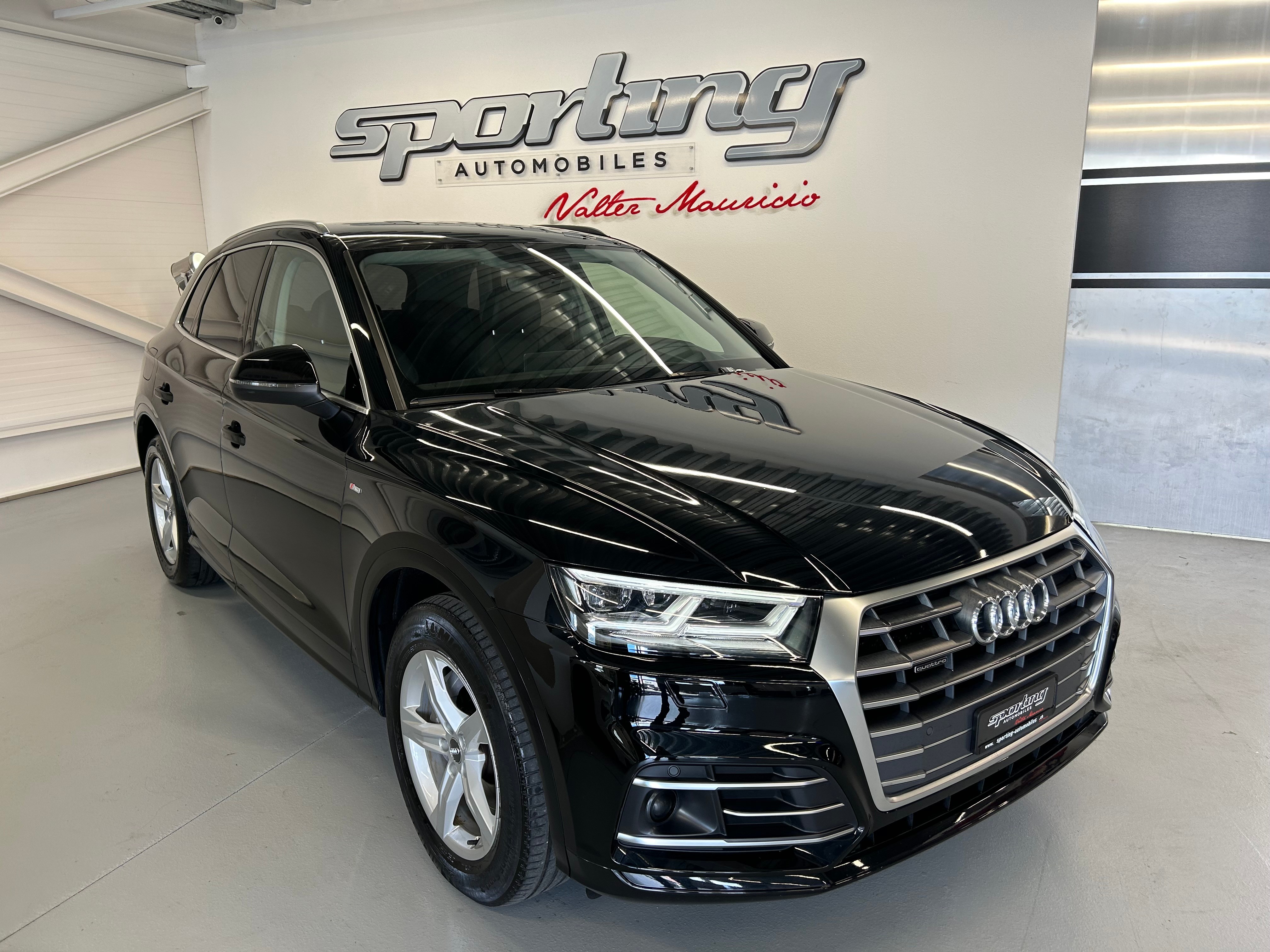 AUDI Q5 2.0 TDI sport quattro S-tronic