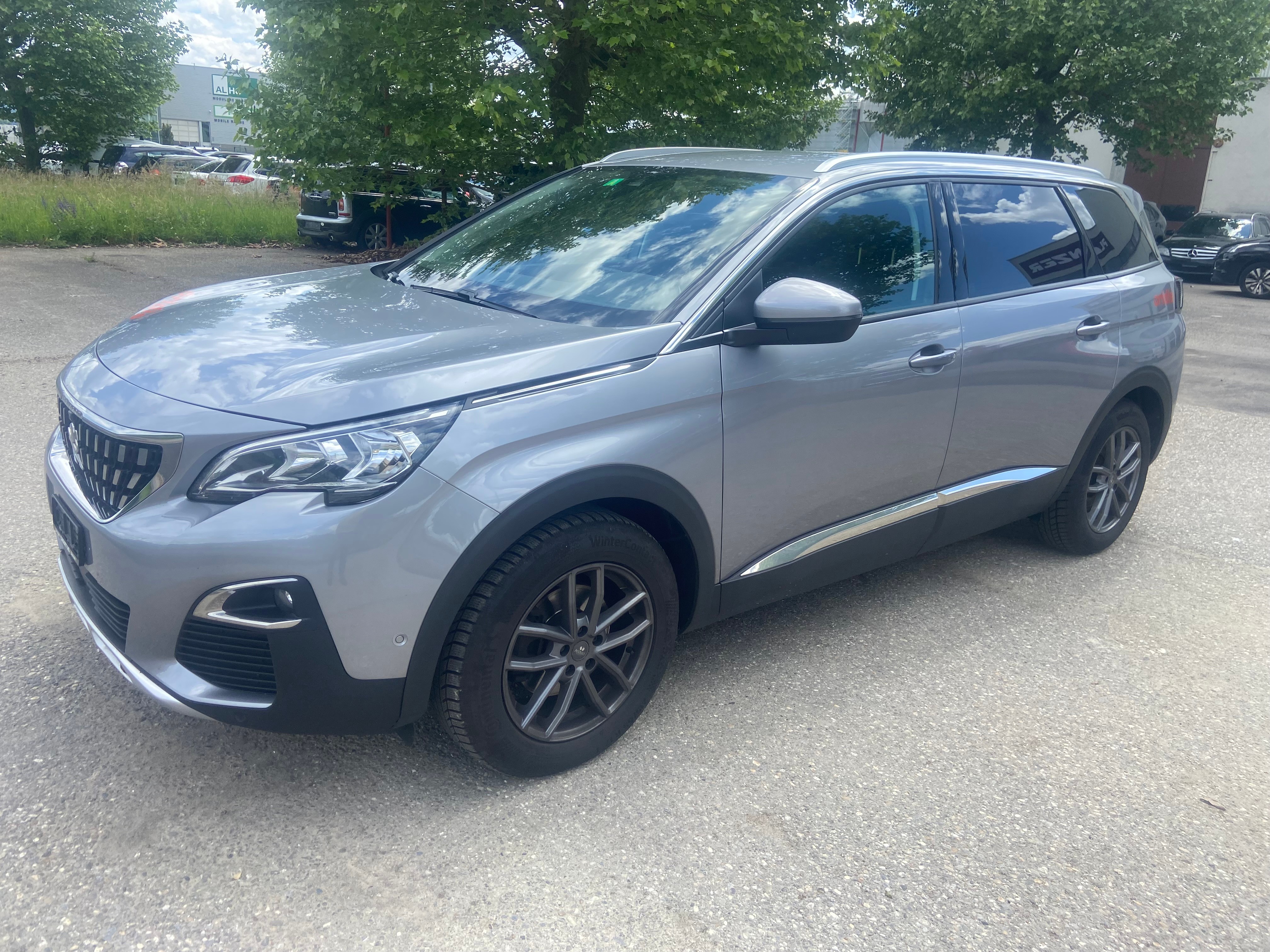 PEUGEOT 5008 1.2 Pure Tech Allure EAT8