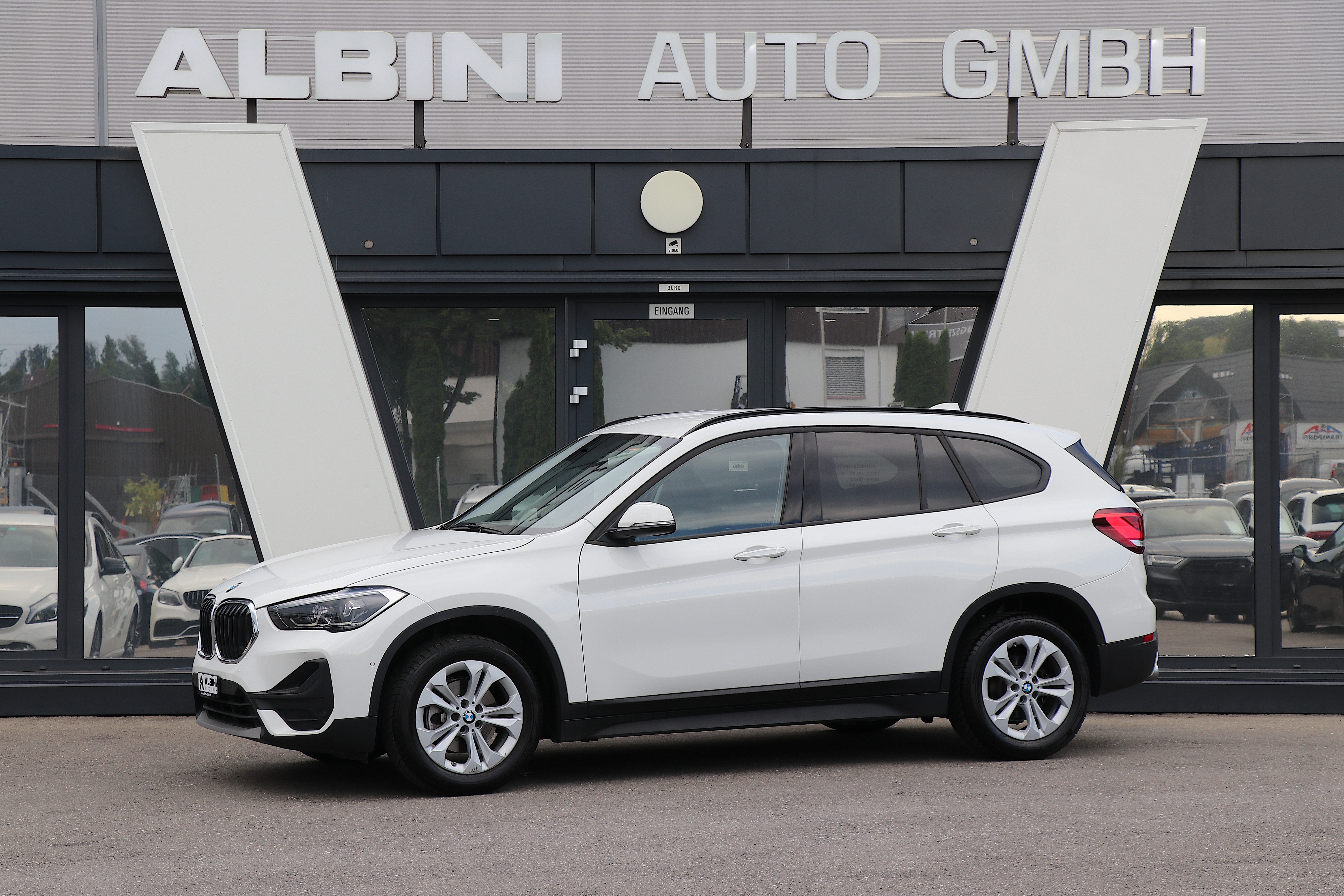 BMW X1 xDrive 18d Essential Edition Steptronic