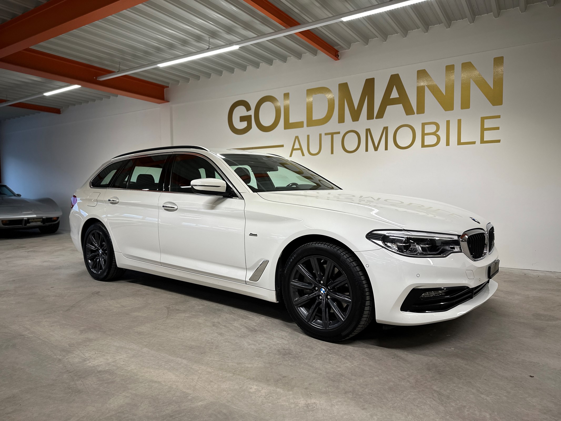 BMW 520d xDrive Touring Sport Line Steptronic