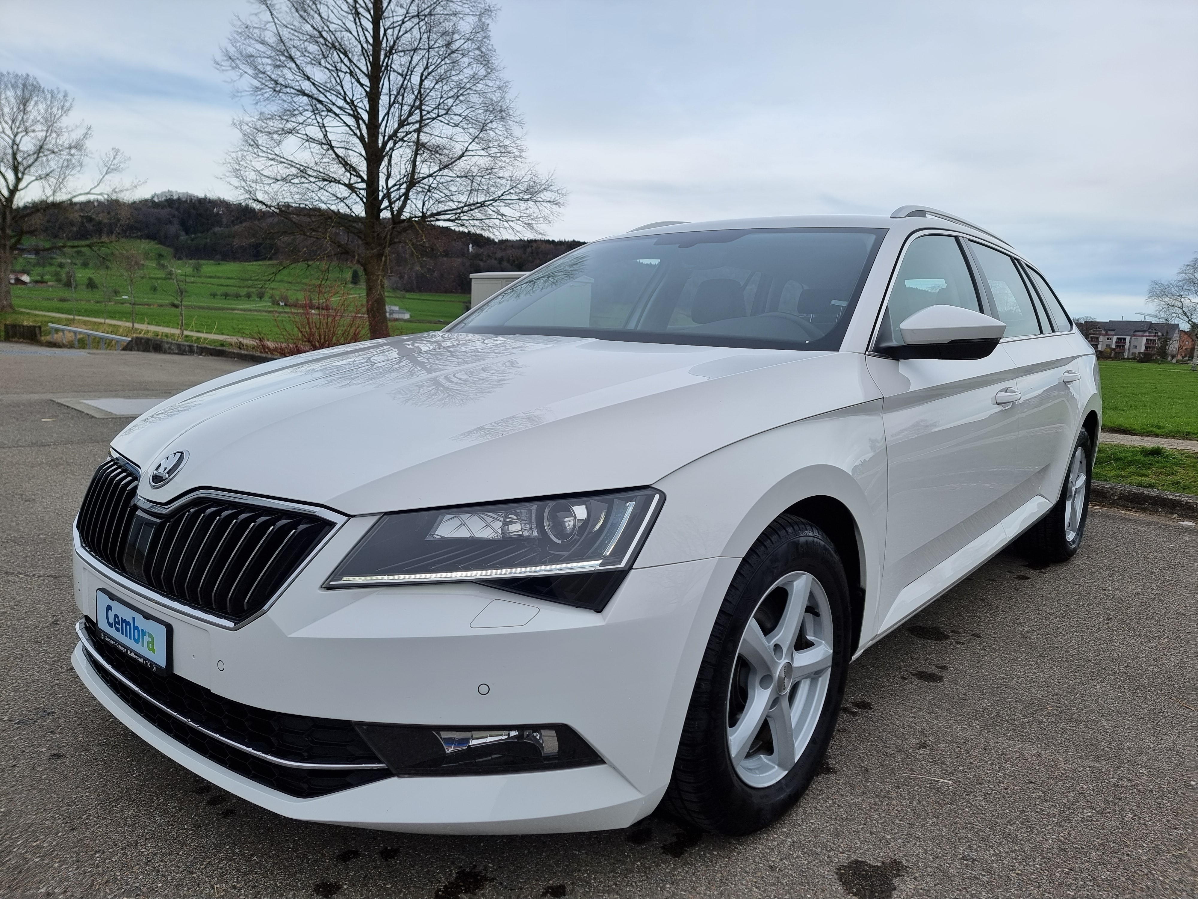 SKODA Superb Combi 2.0 TDi Style*Distanzregelung ACC*Leder Alkatara,*Sitzheizung