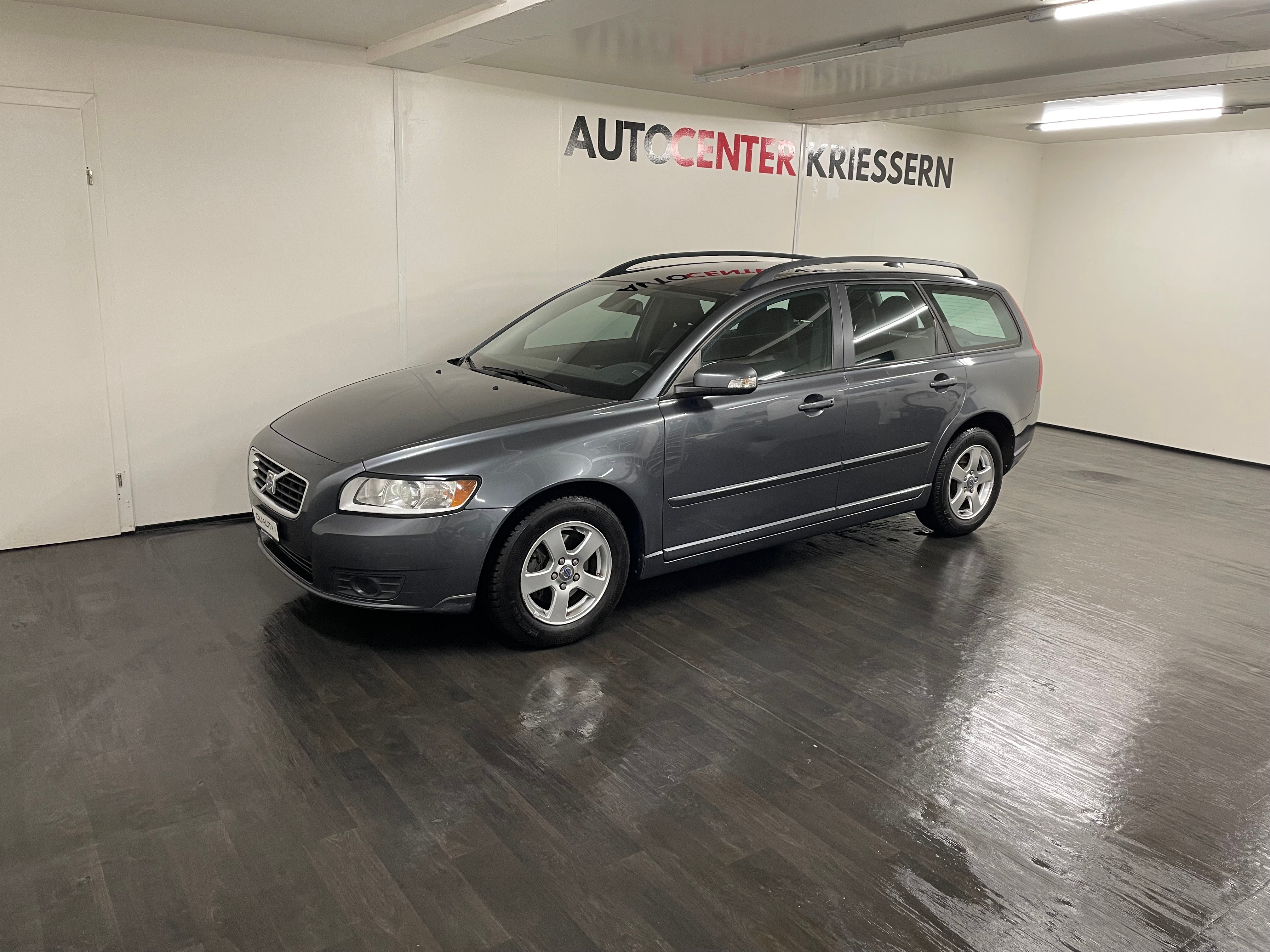 VOLVO V50 1.6D Momentum