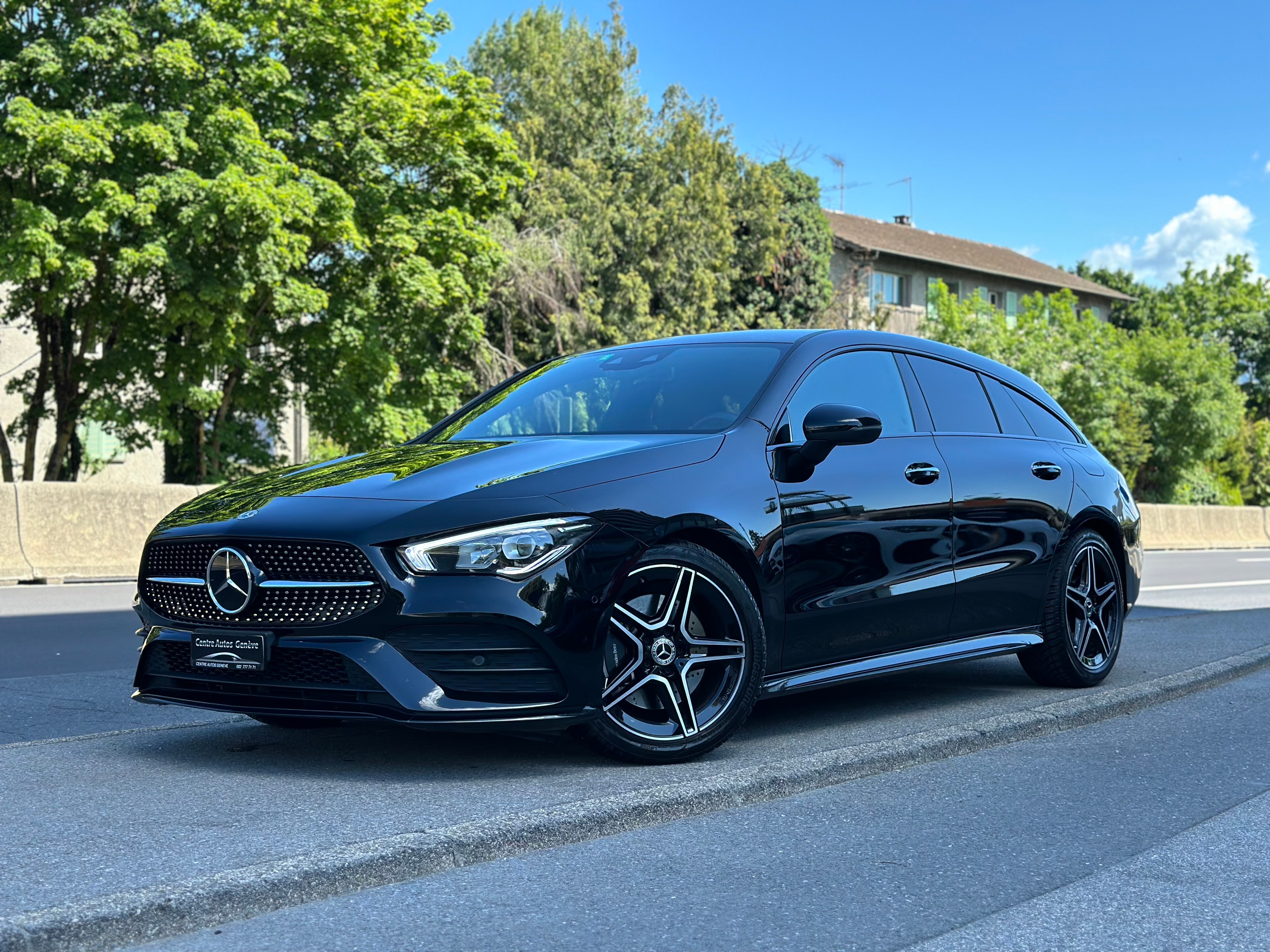 MERCEDES-BENZ CLA Shooting Brake 200 AMG Line 7G-DCT