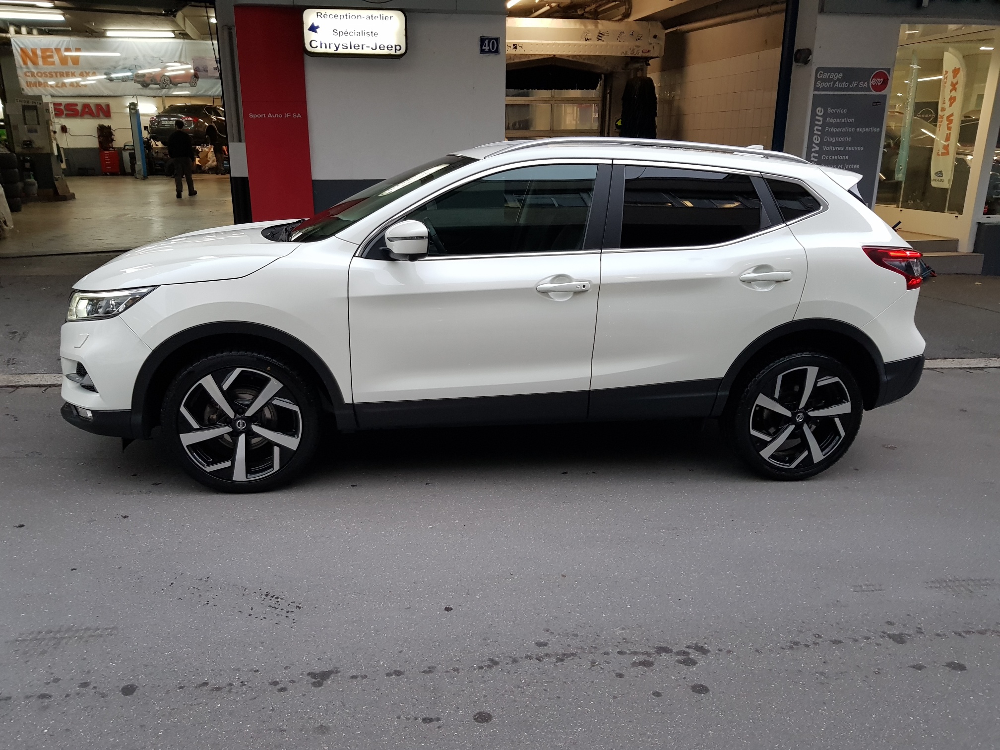 NISSAN Qashqai 1.3 DIG-T tekna DCT