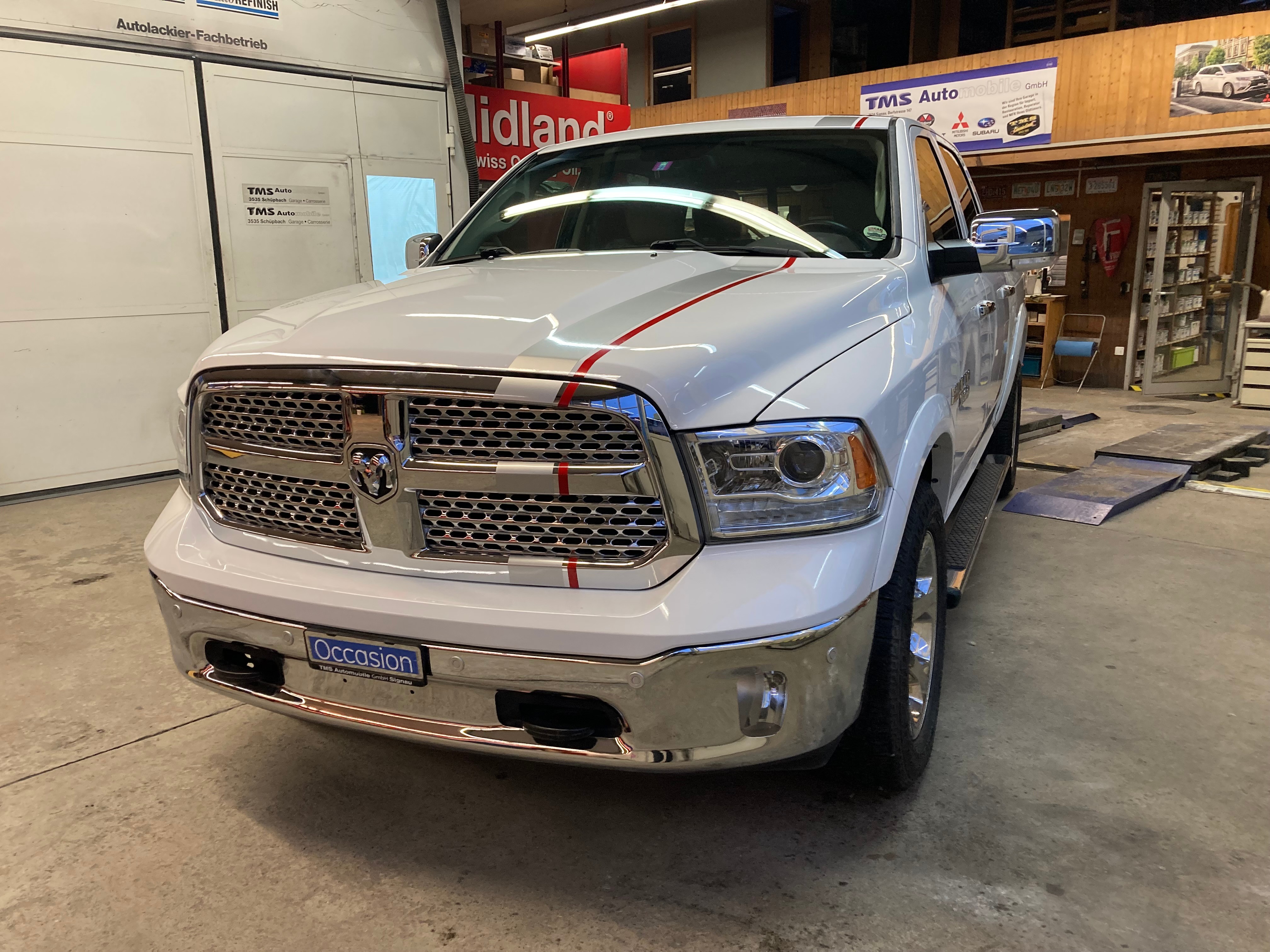 DODGE Laramie 5.7 Hemi SLT