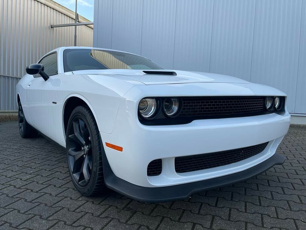 DODGE SRT 392 6.4 V8 Hemi