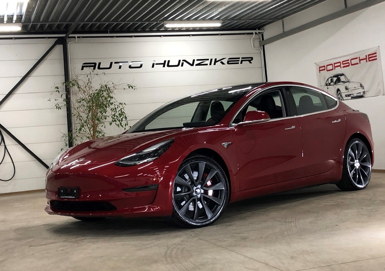 TESLA Model 3 Performance Dual Motor Allrad / inkl. erweitertem Autopilot 3.0