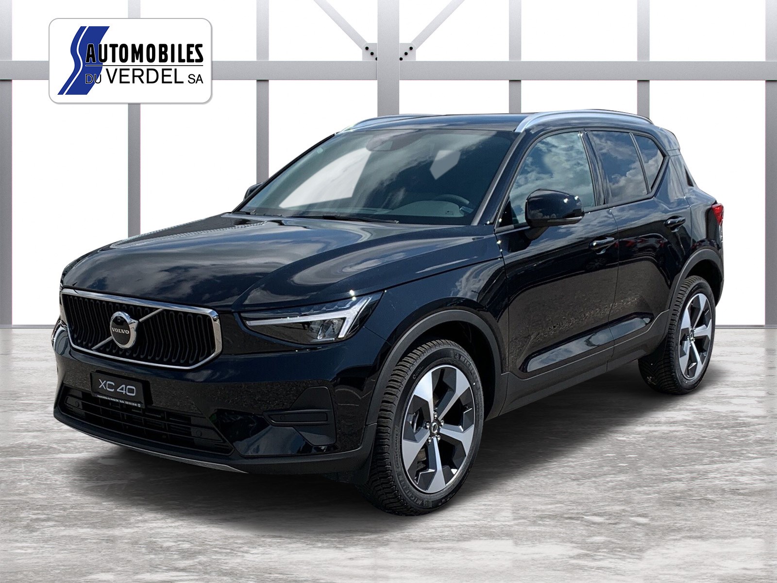 VOLVO XC40 1.5 T2 XCITE