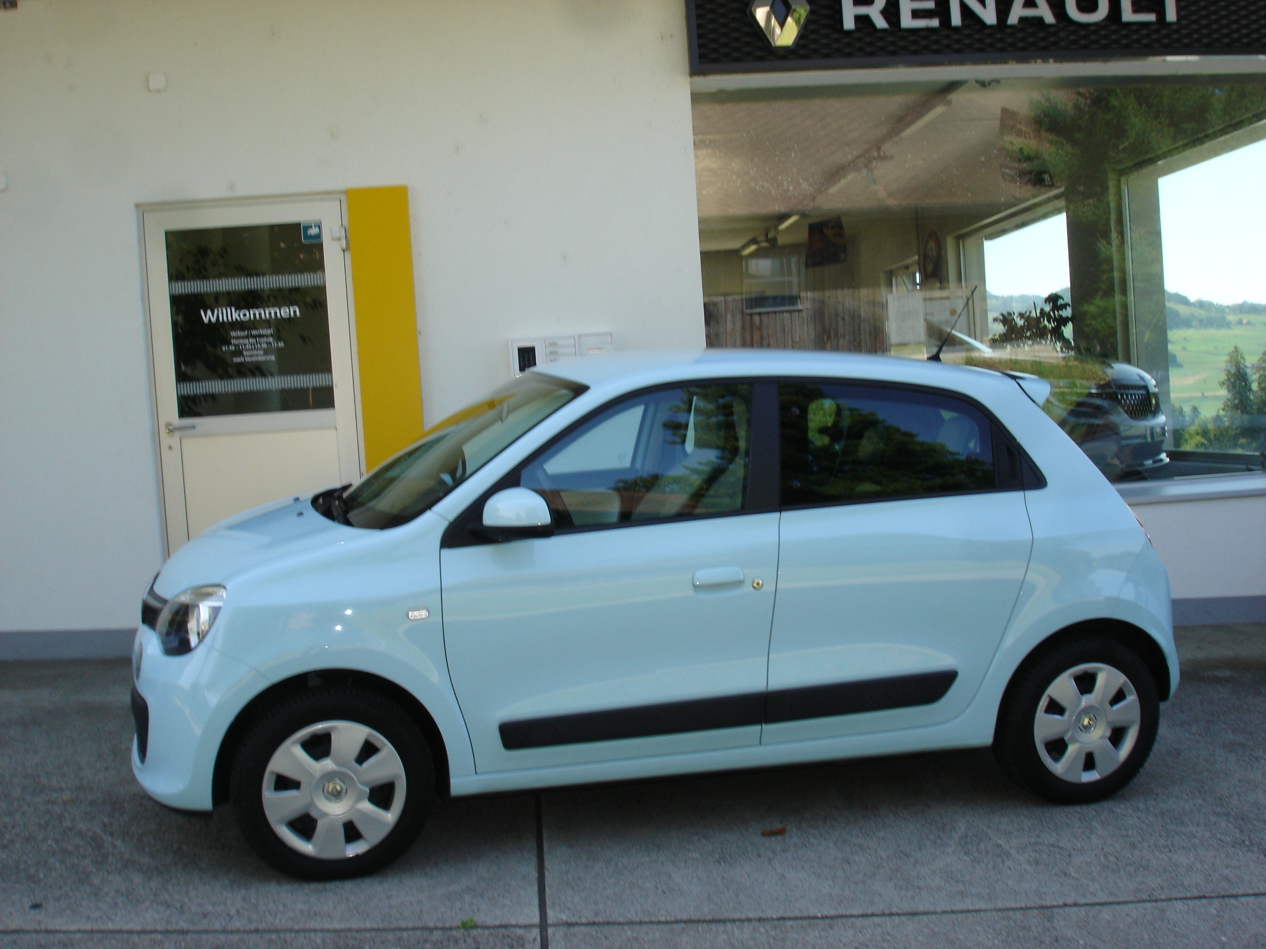 RENAULT Twingo 0.9 Zen