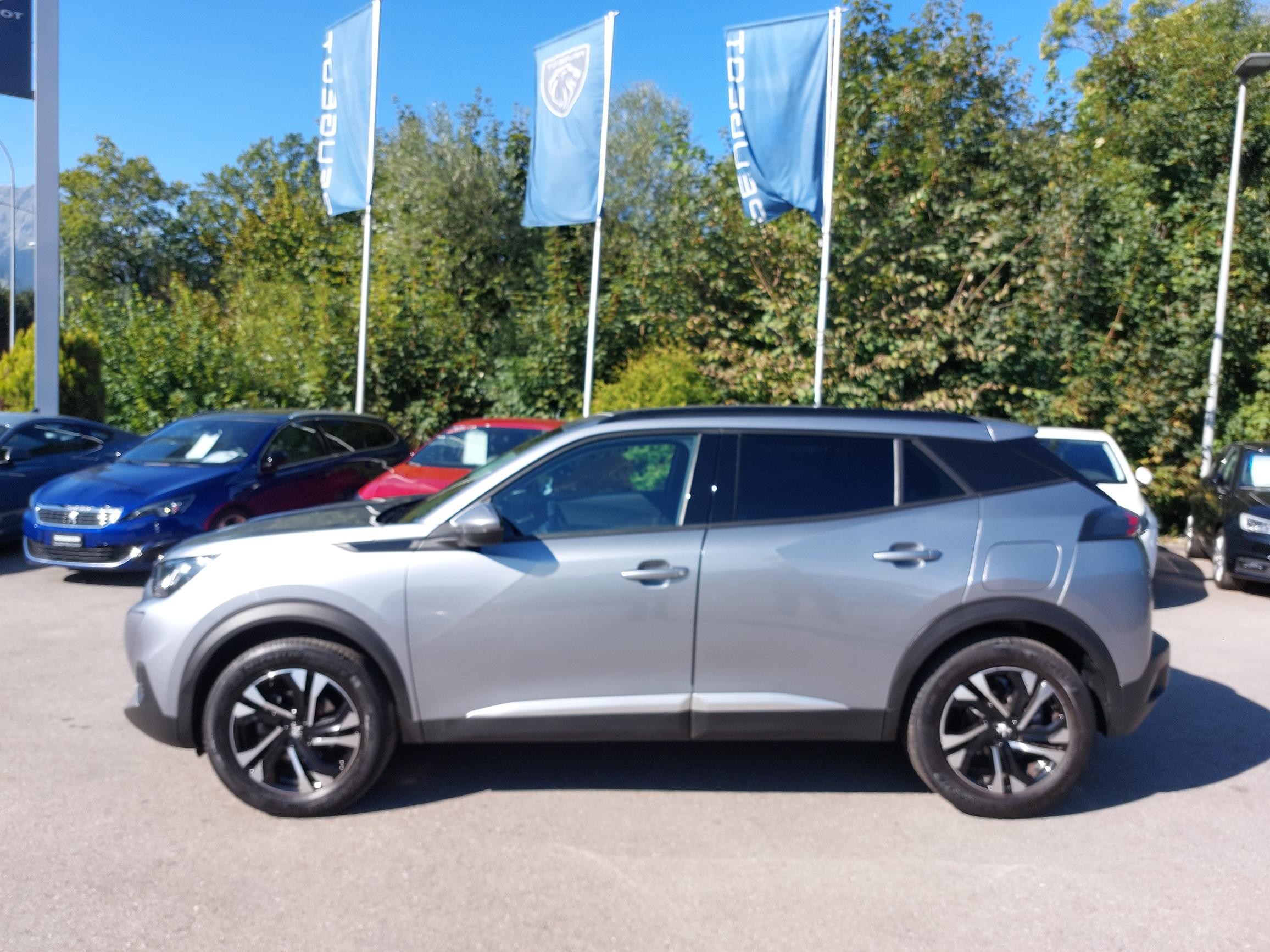 PEUGEOT 2008 1.2 PureTech Allure