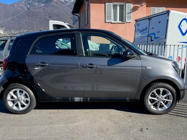 SMART forfour passion twinmatic