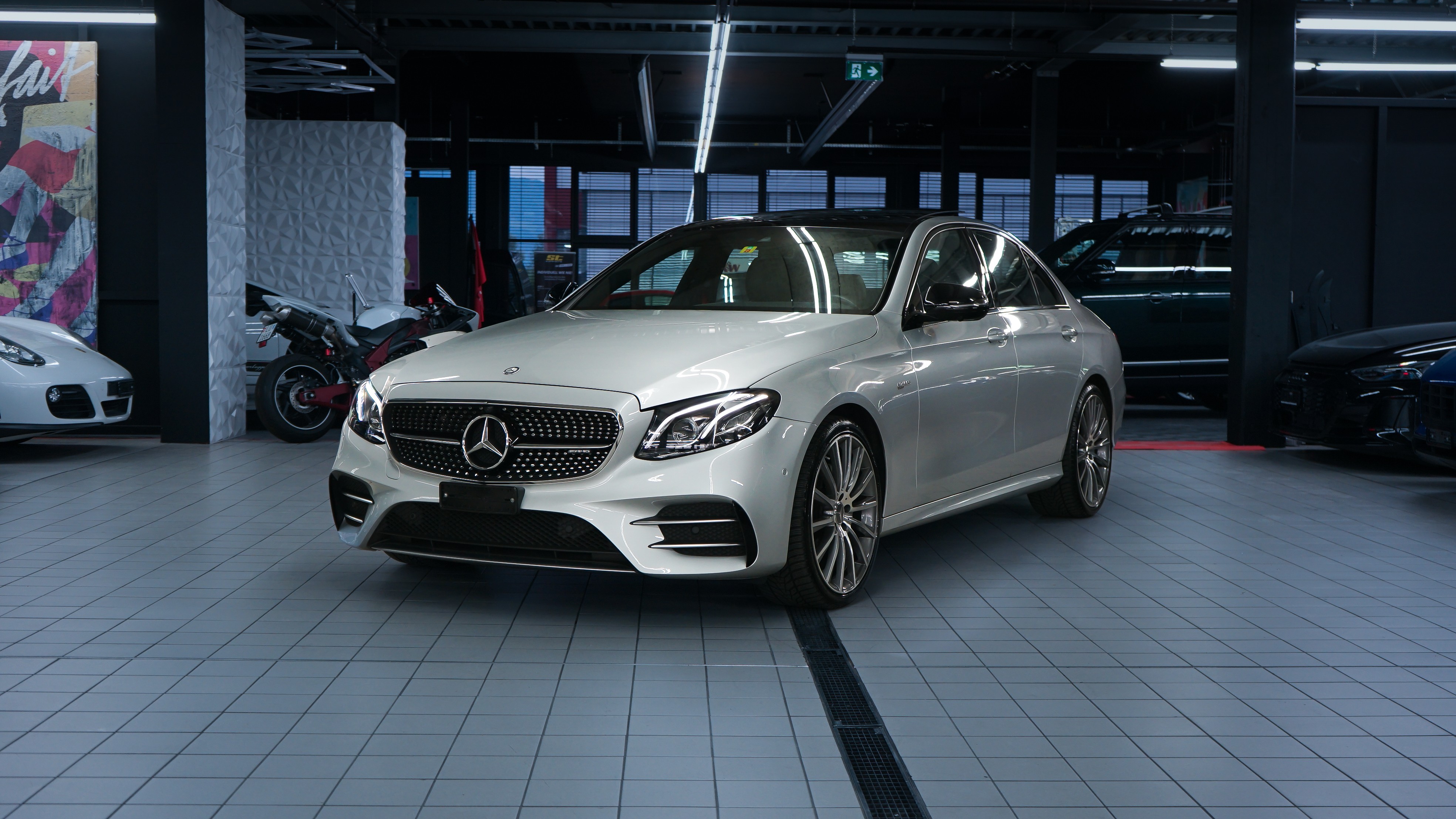 MERCEDES-BENZ E 43 AMG 4Matic 9G-Tronic