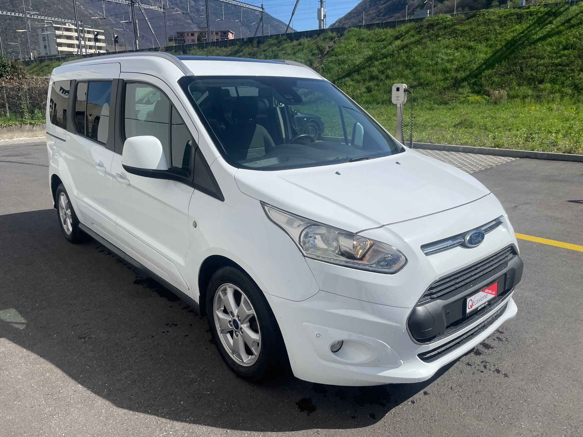 FORD Grand Tourneo Connect 1.5 TDCi Titanium