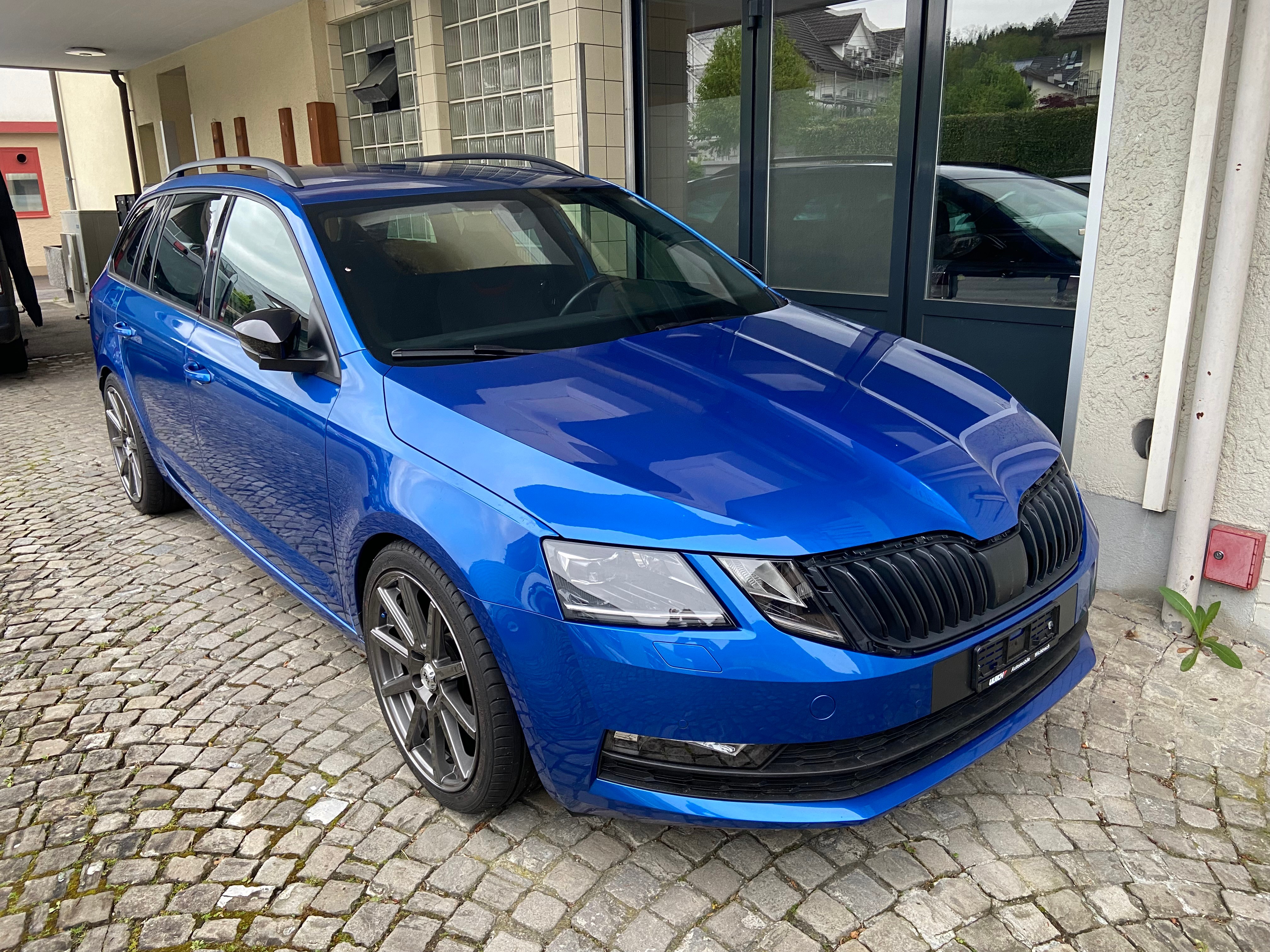 SKODA Octavia Combi 2.0 TSI Ambition 4x4 DSG