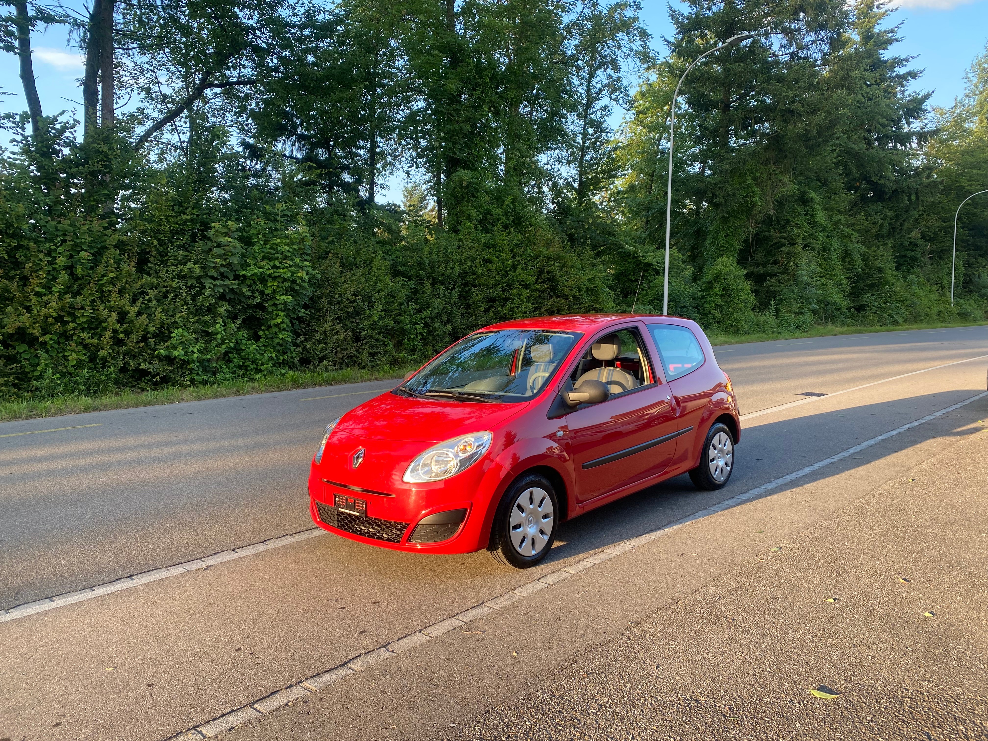 RENAULT Twingo 1.2 Authentique