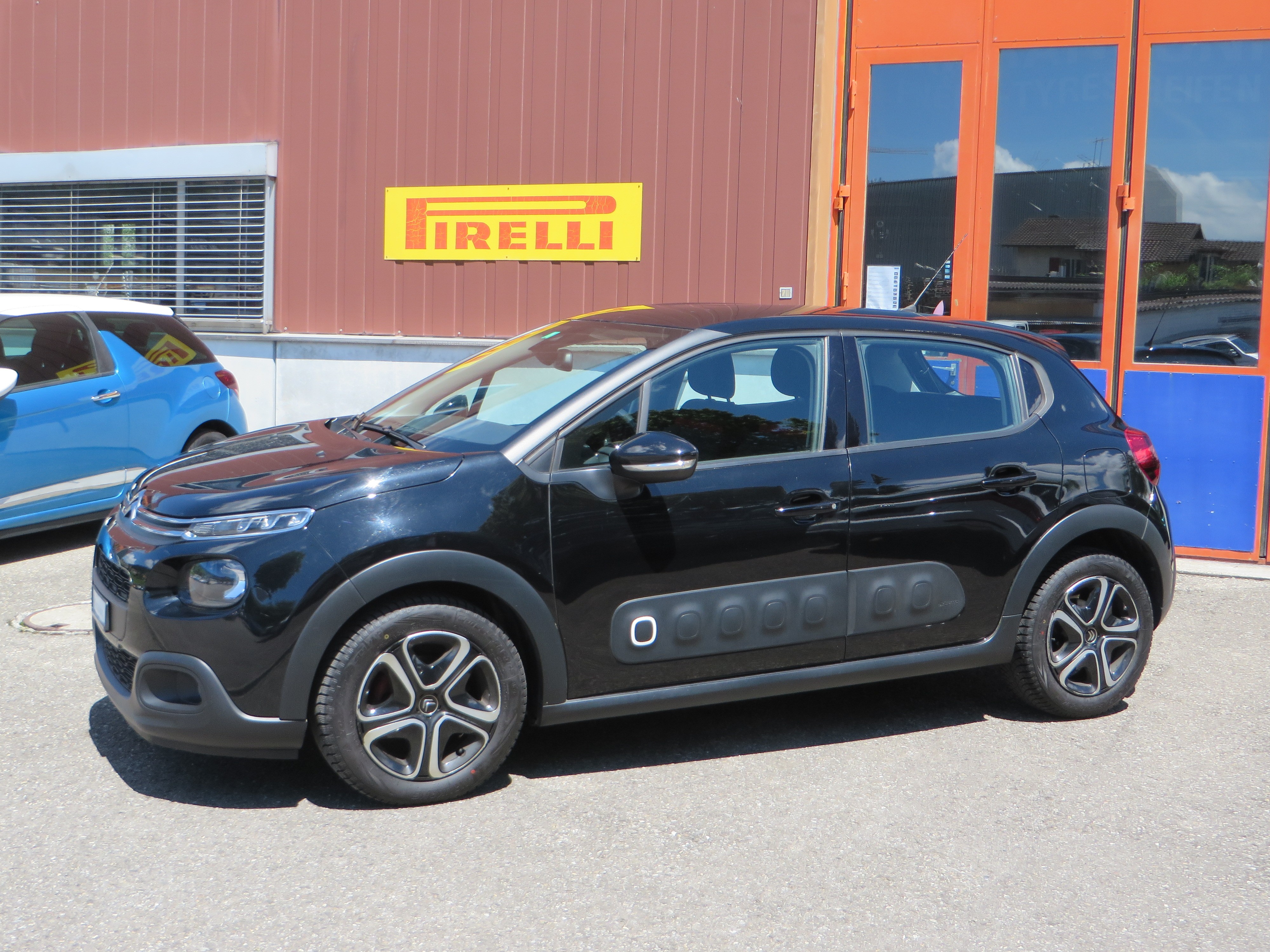 CITROEN C3 1.2i PureTech Shine EAT