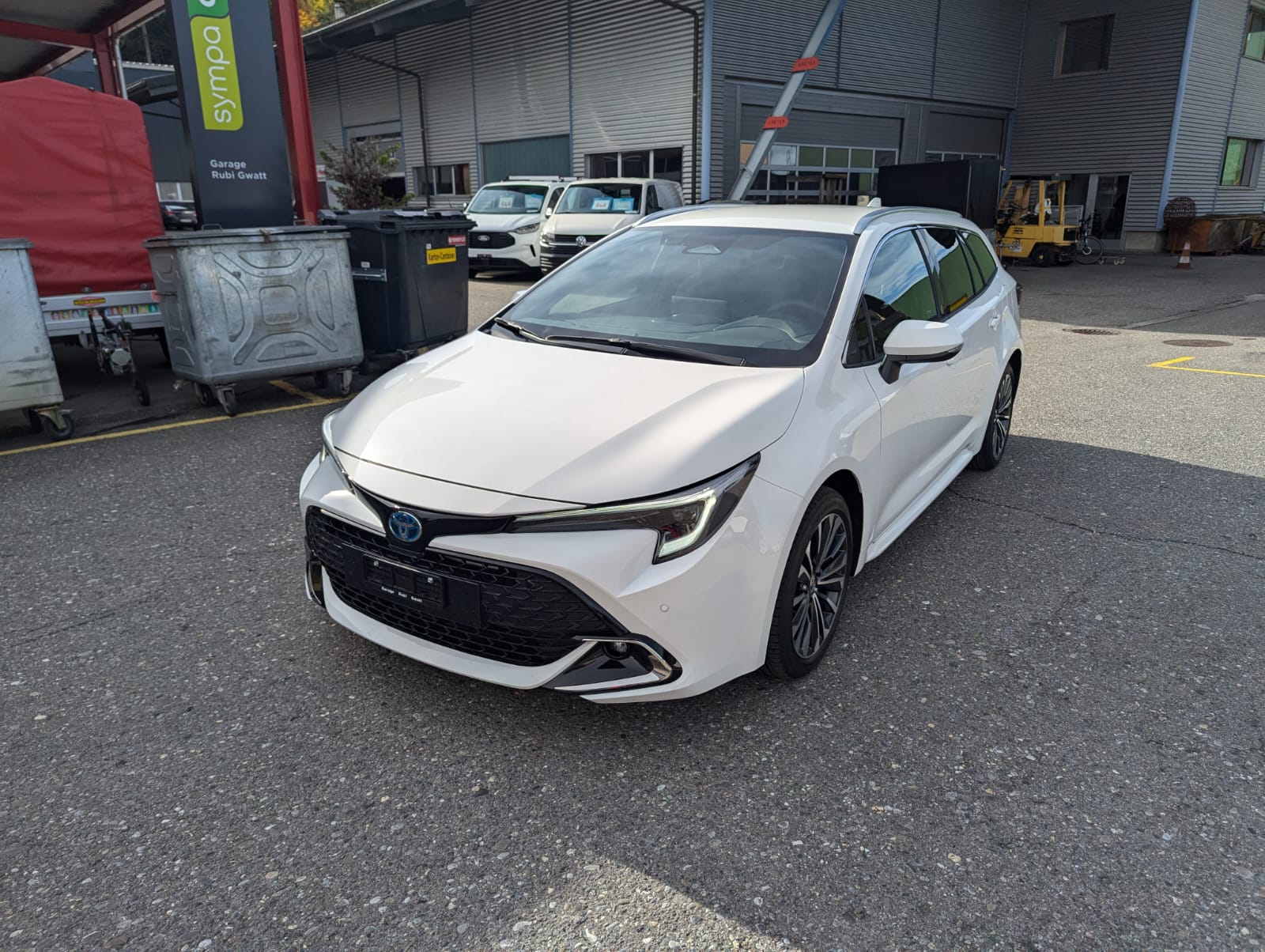 TOYOTA Corolla Touring Sports 2.0 HSD Trend e-CVT