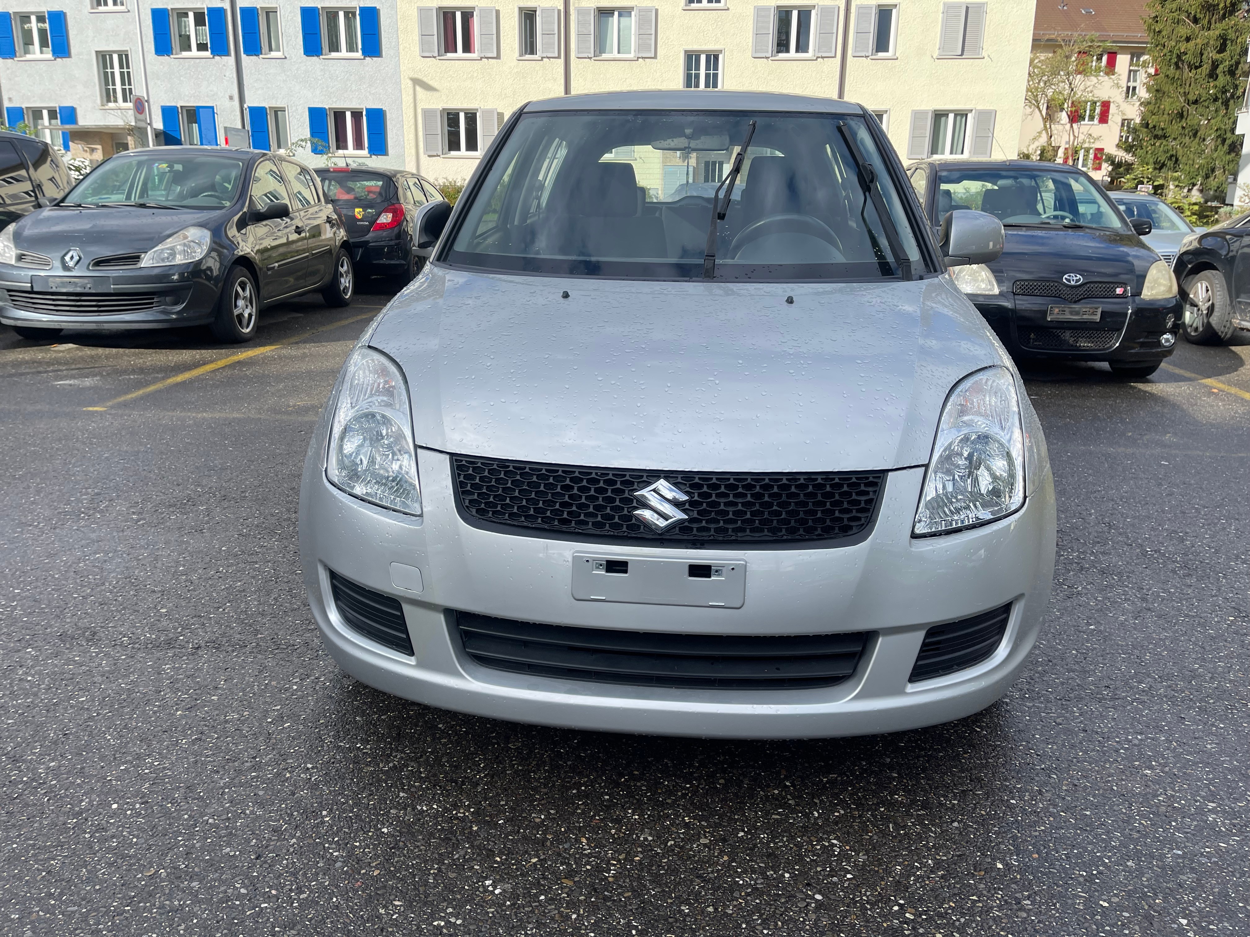 SUZUKI Swift 1.3i 16V GL Top 4x4