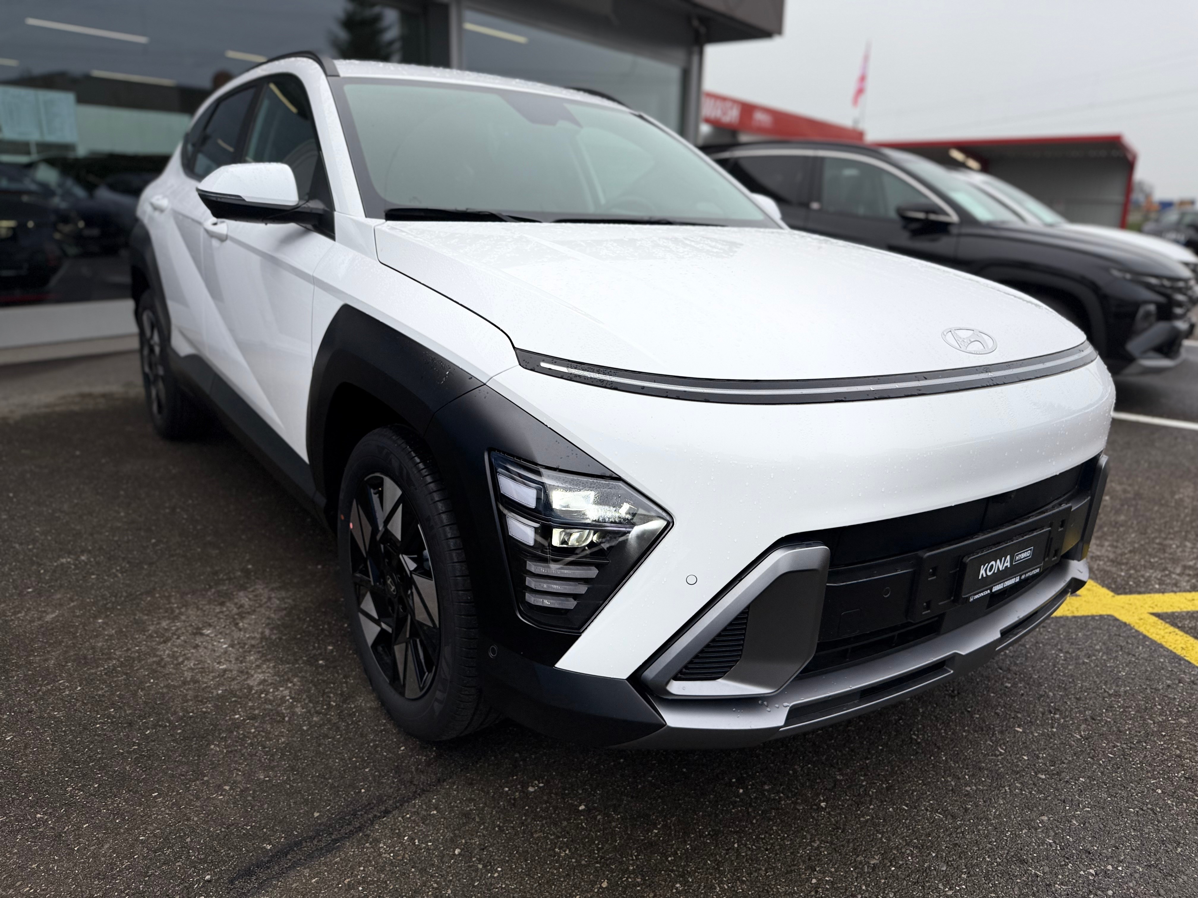 HYUNDAI Kona 1.6 GDi HEV Amplia DCT