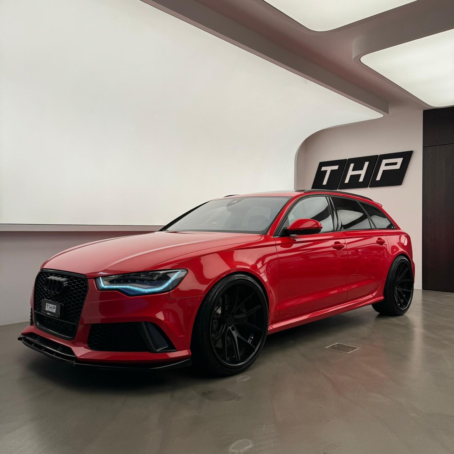 AUDI RS6 Avant 4.0 TFSI V8 quattro Tiptronic