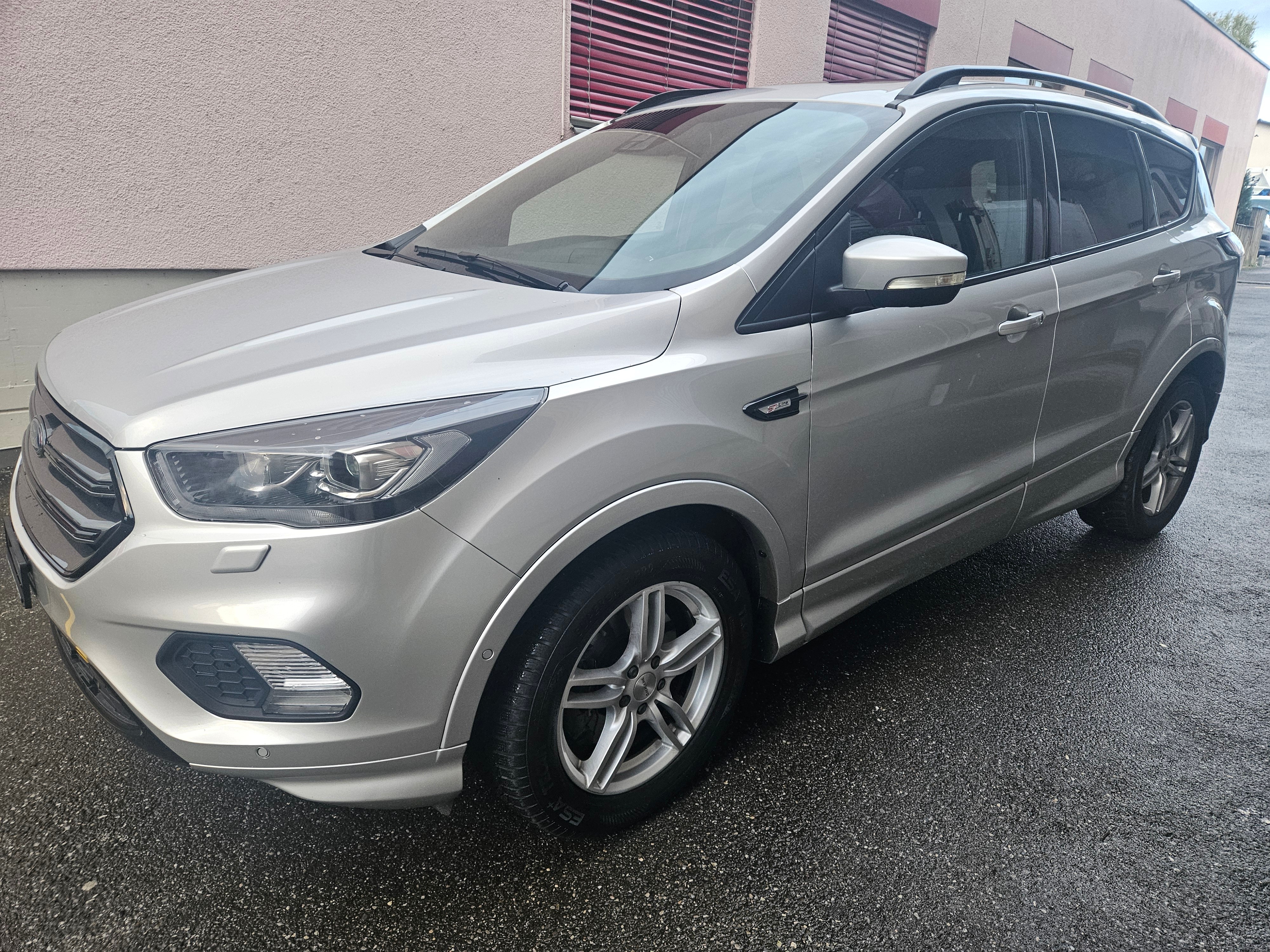 FORD Kuga 2.0 TDCi ST Line High 4WD PowerShift