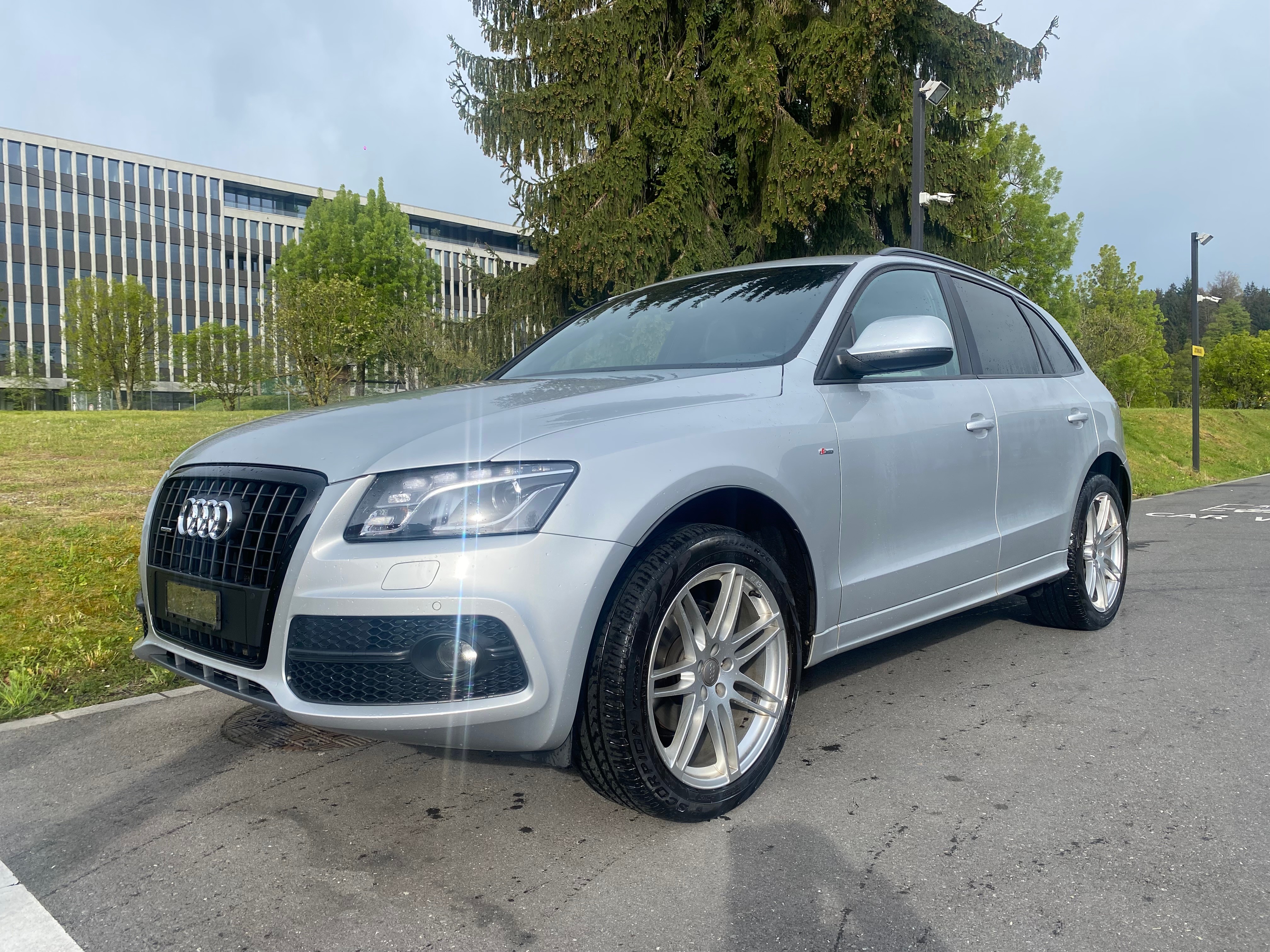 AUDI Q5 2.0 TFSI quattro S-tronic