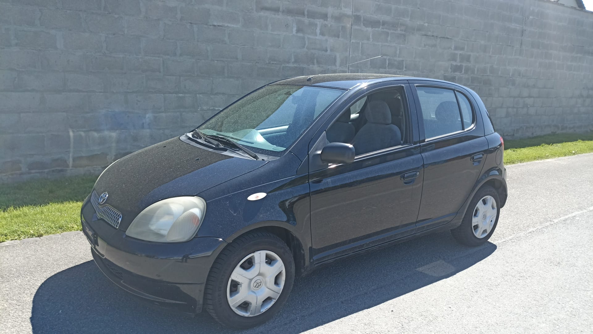 TOYOTA Yaris 1.3 Linea Luna