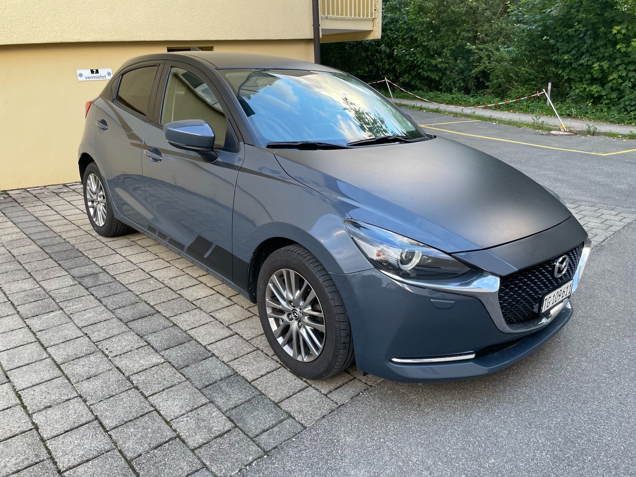 MAZDA 2 SKYACTIV-G 90 Mild Hybrid Revolution