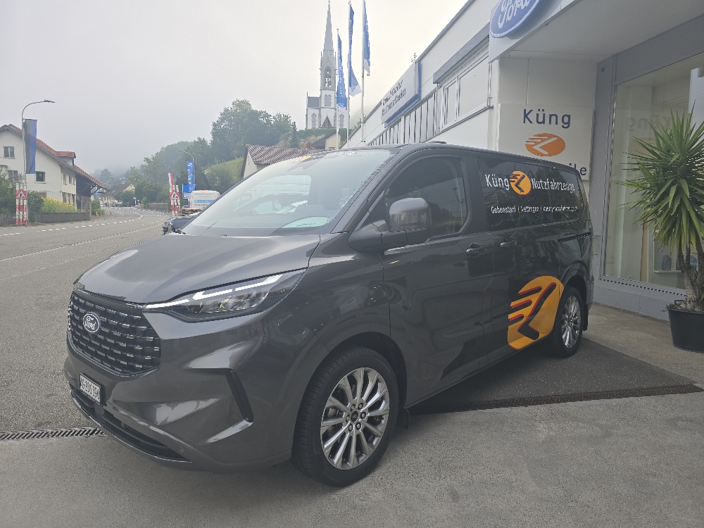 FORD Tourneo Bus 320 L1H1 Titanium Automat 4x4