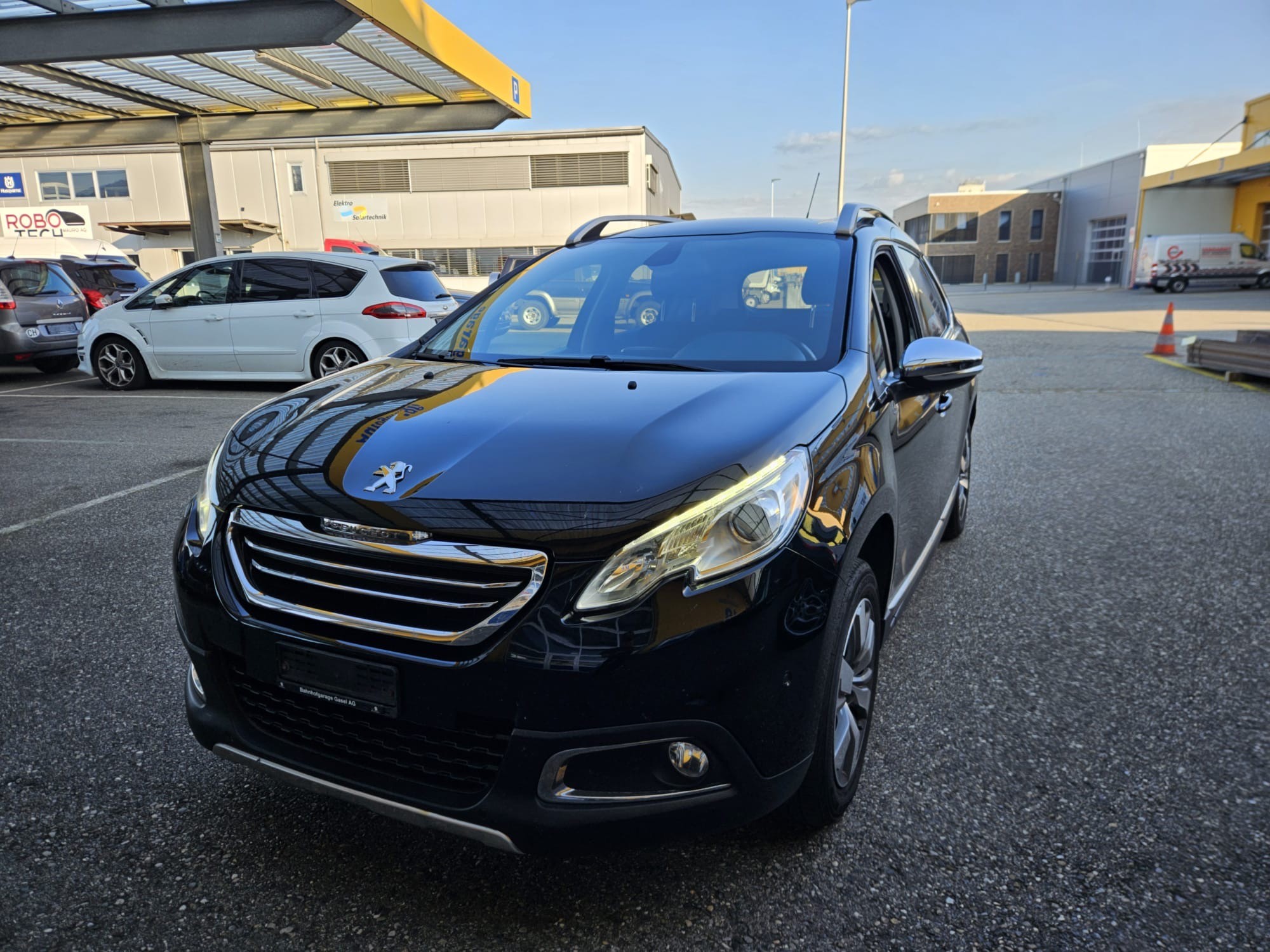 PEUGEOT 2008 1.6 VTI Féline