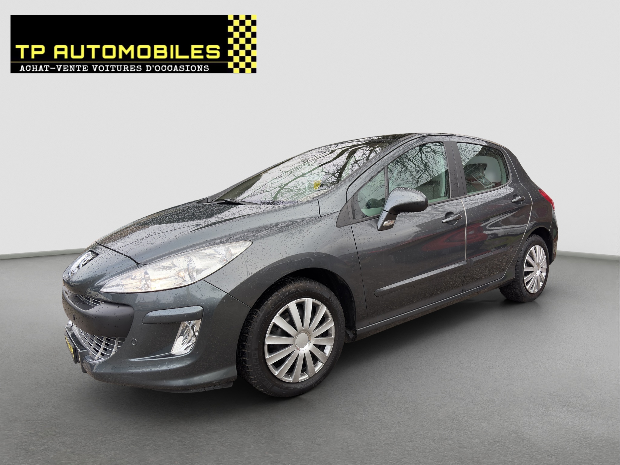 PEUGEOT 308 1.6 16V T Black&Silver Automatic