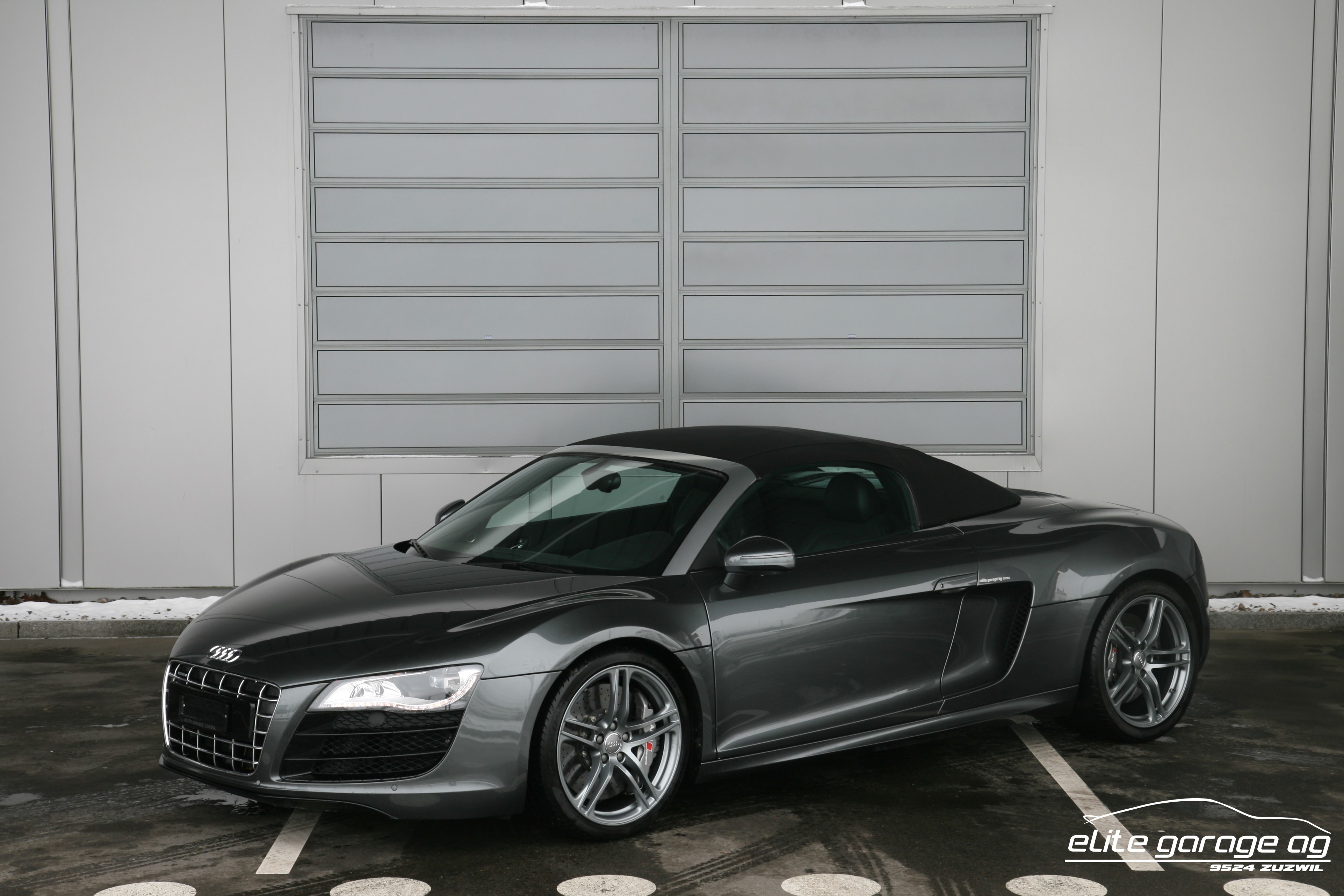 AUDI R8 Spyder 5.2 R-Tronic