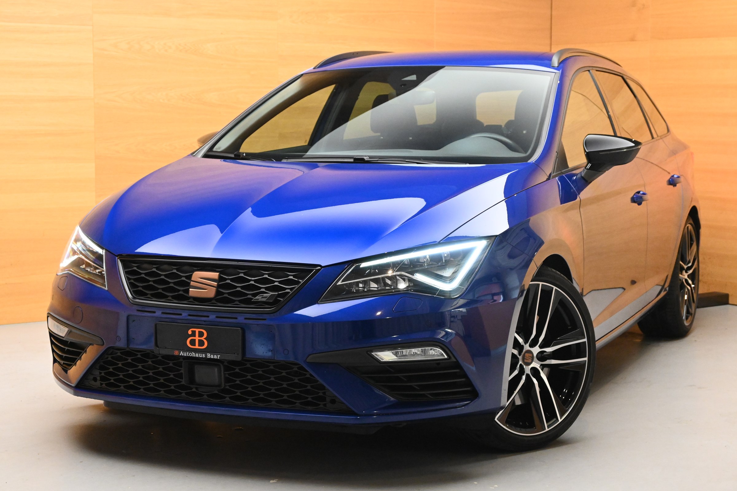 SEAT Leon ST 2.0 TSI Cupra 300 4 Drive DSG