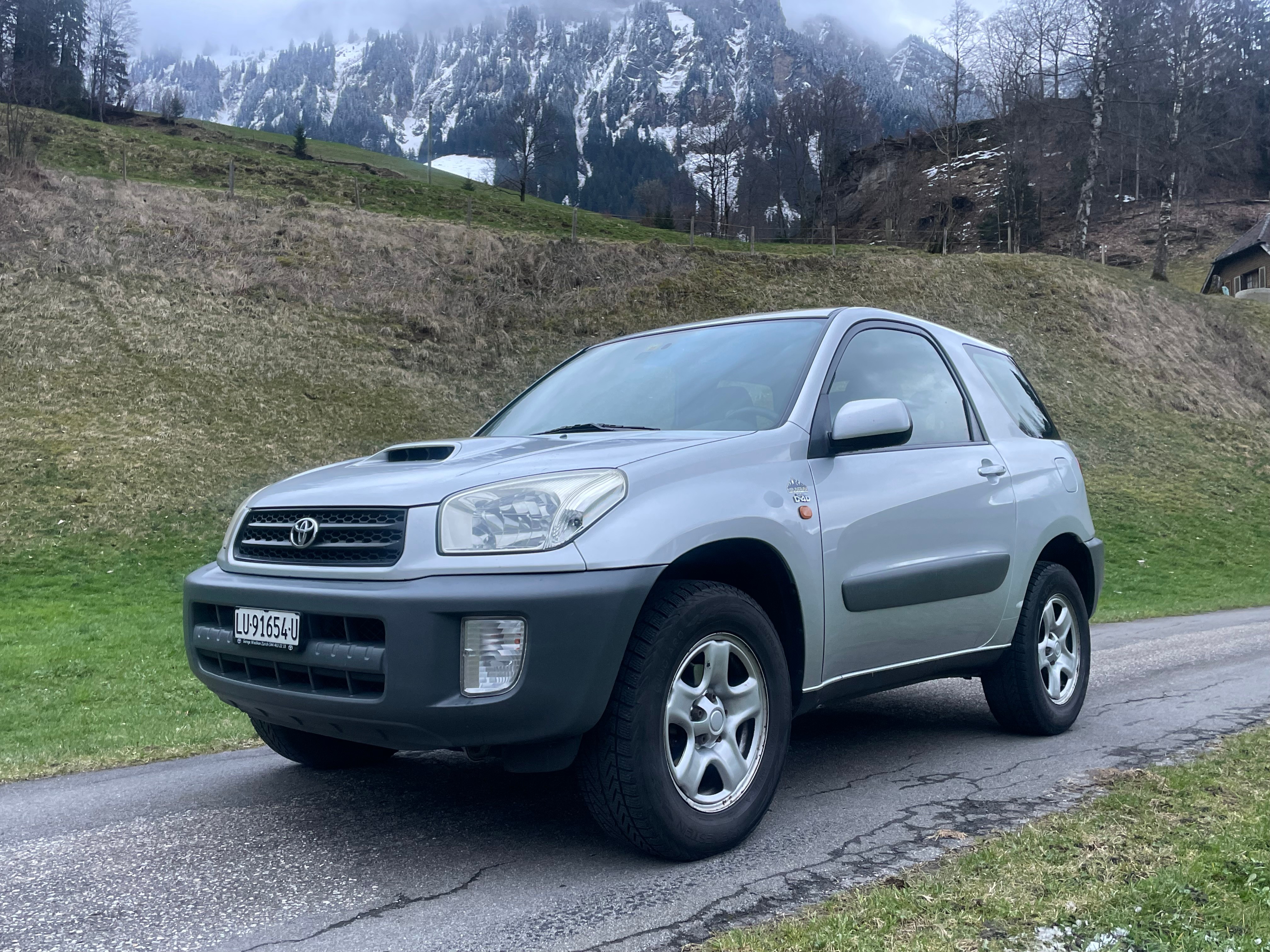 TOYOTA RAV-4 2.0 D4D Mountain