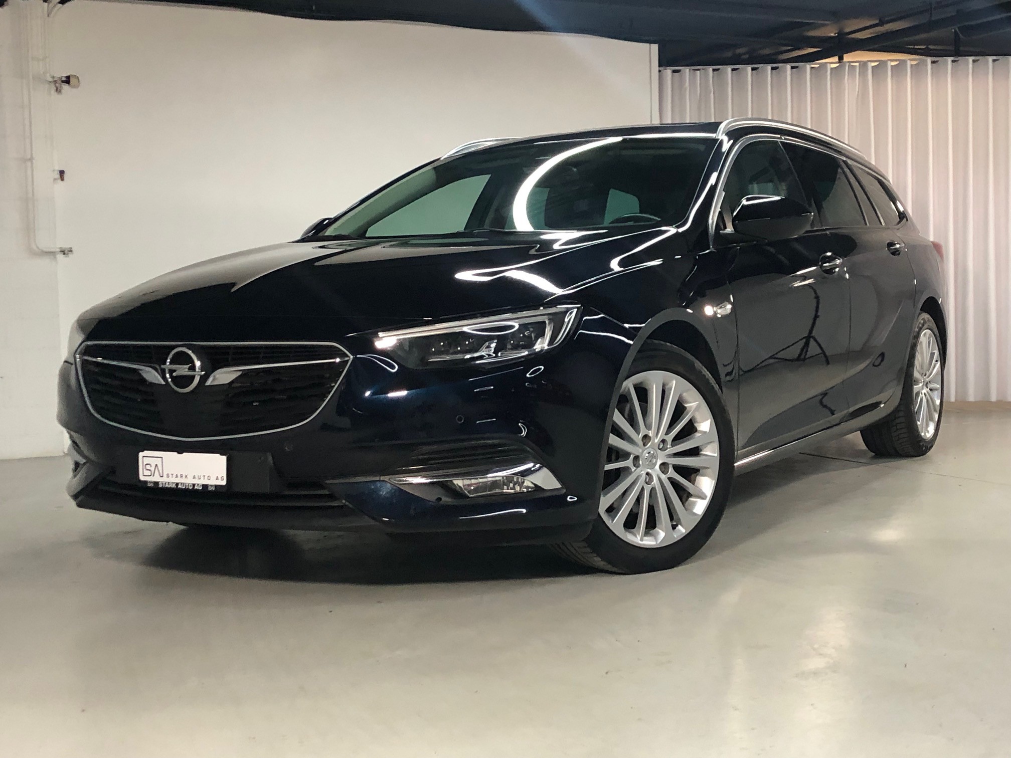 OPEL Insignia 2.0 BiDTI Sports Tourer Excellence 4WD Auto