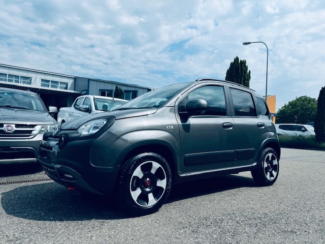 FIAT Panda 1.0 MHEV Cross