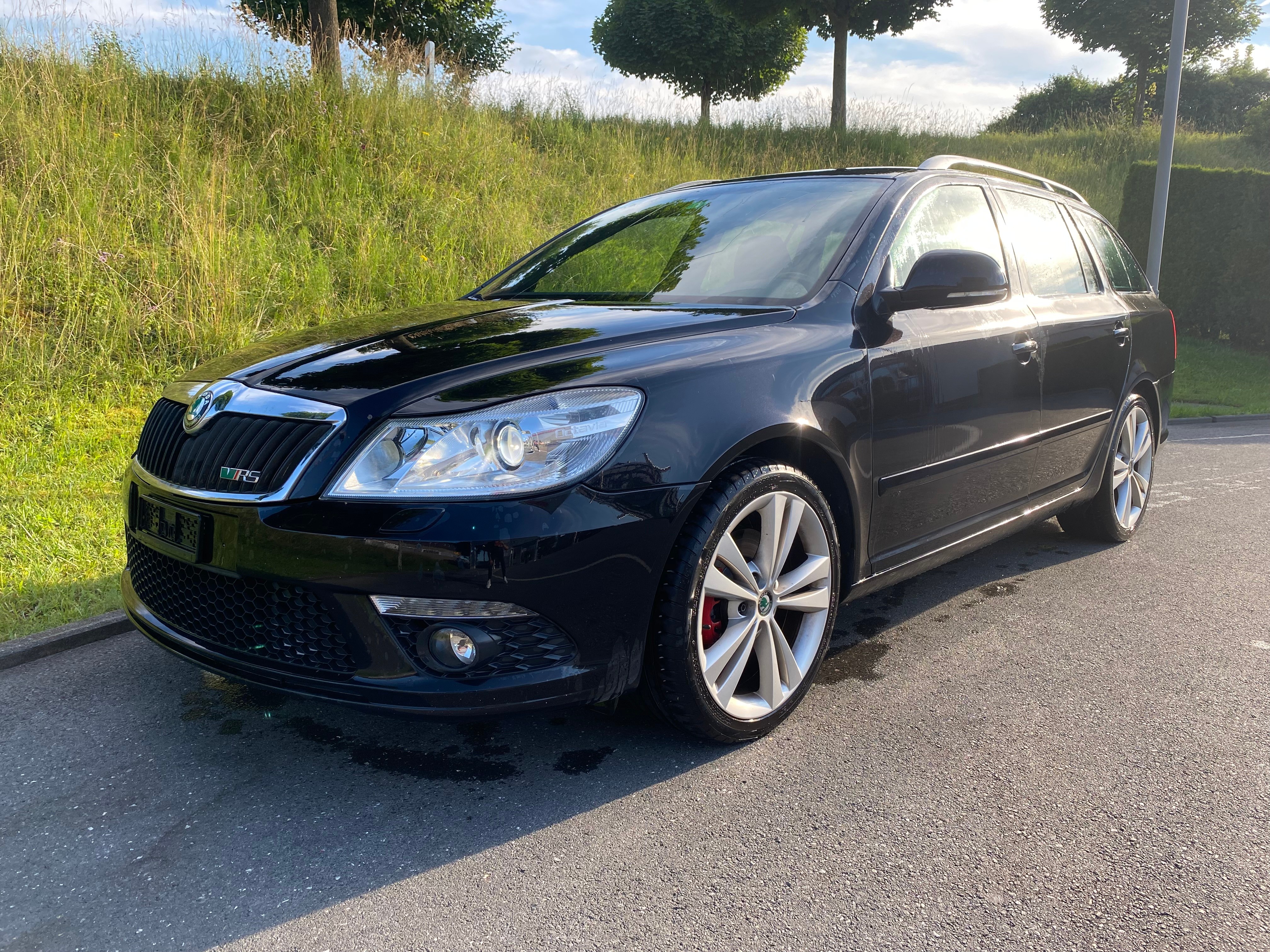 SKODA Octavia Combi 2.0 TSI RS DSG