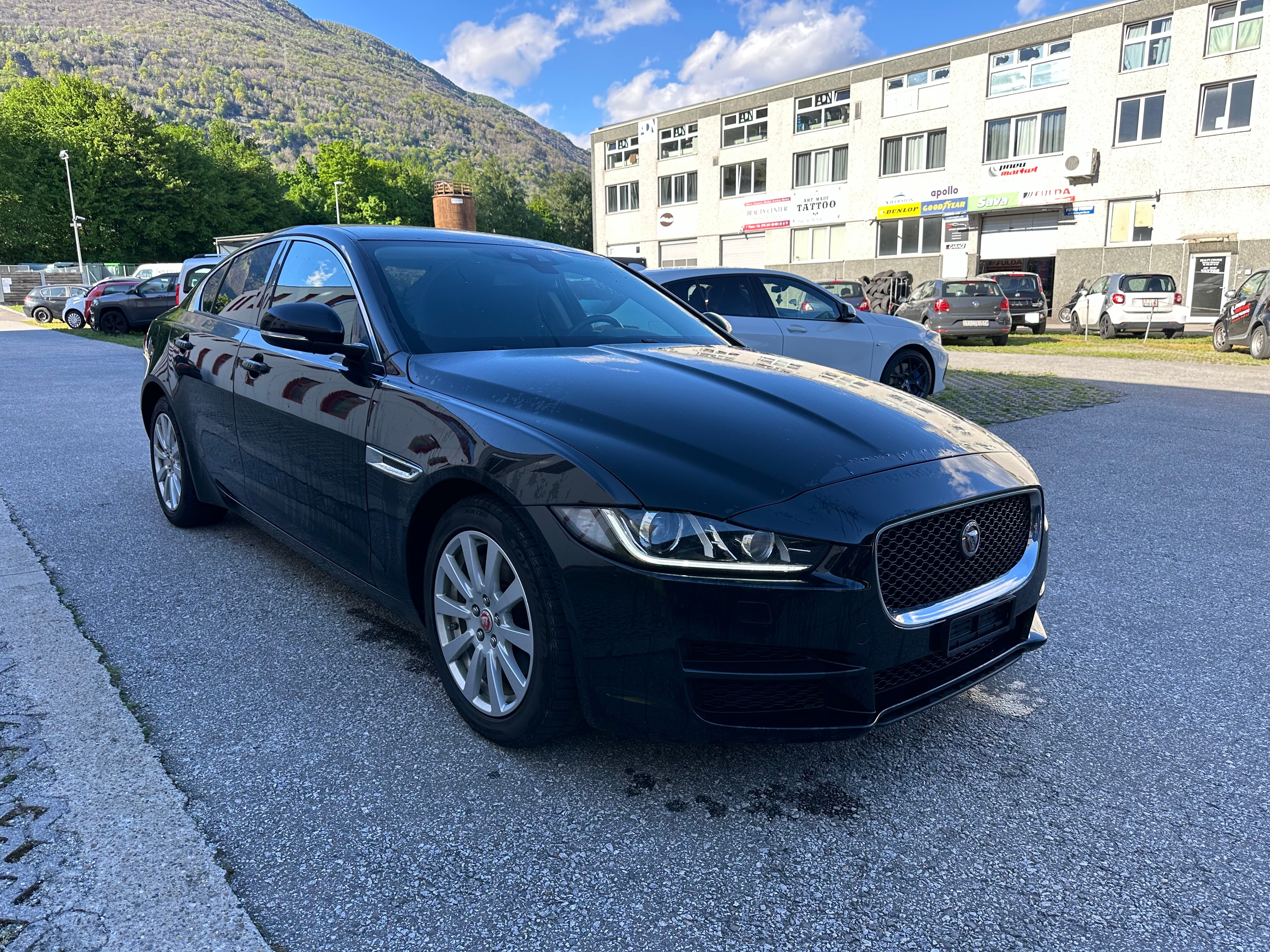 JAGUAR XE 20d Prestige Automat