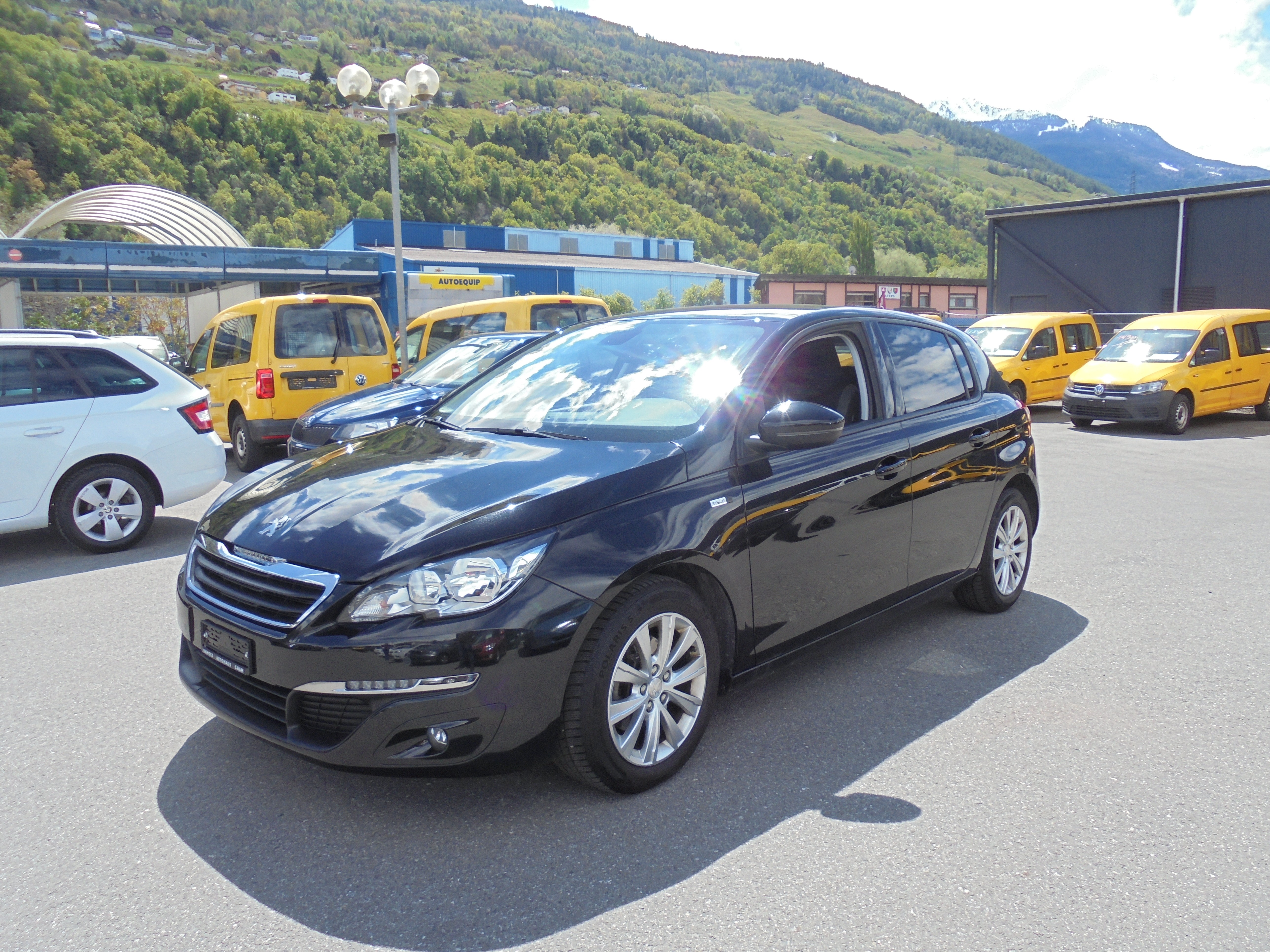 PEUGEOT 308 1.2 THP Allure Automatic