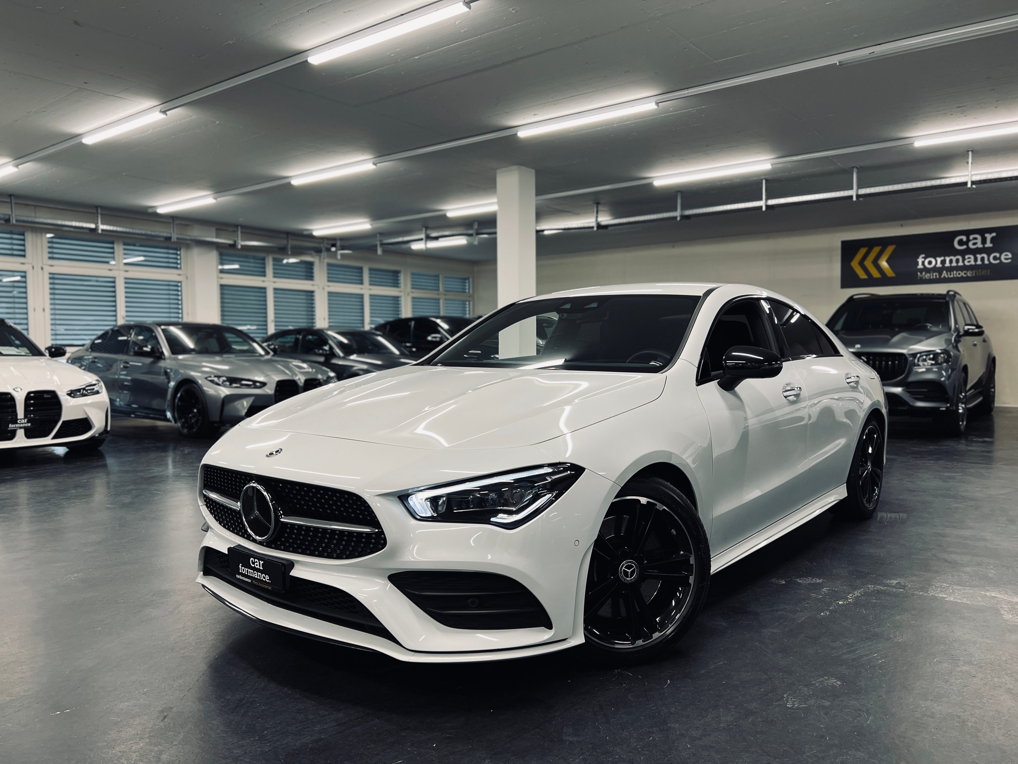 MERCEDES-BENZ CLA 250 AMG Line 4matic