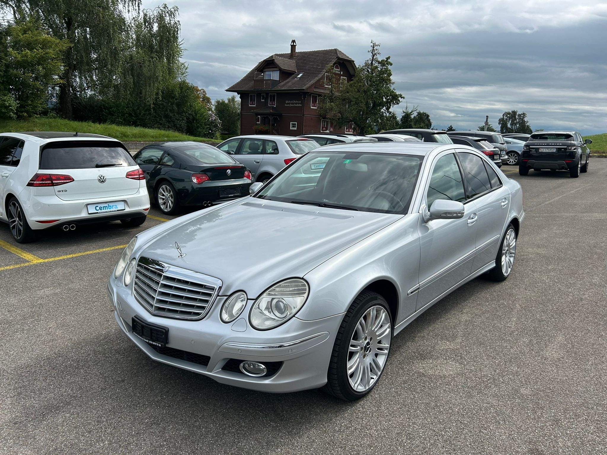 MERCEDES-BENZ E 200 Kompressor Avantgarde