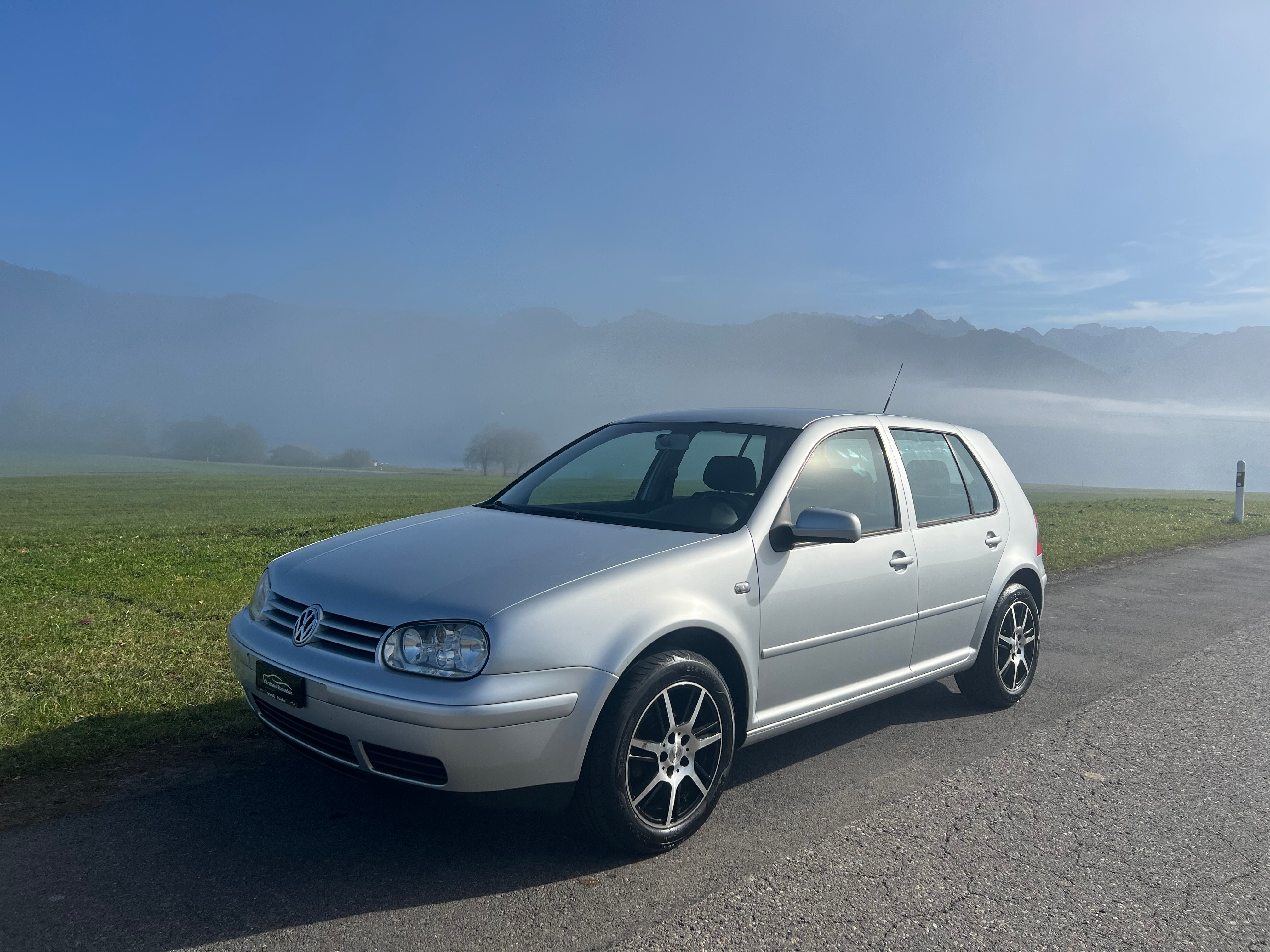 VW Golf 1.6 16V Pacific