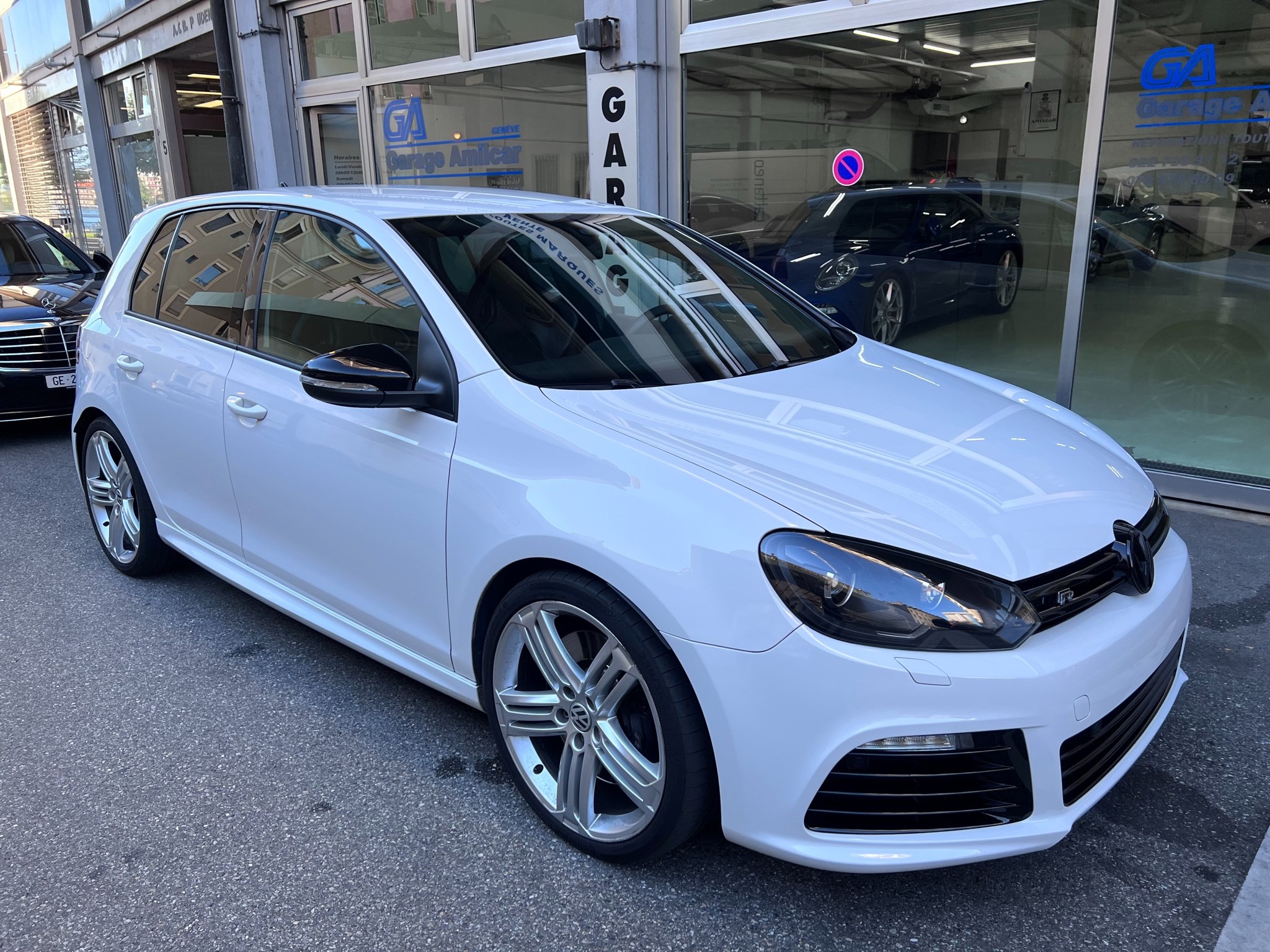 VW Golf 2.0 TSI R 4Motion