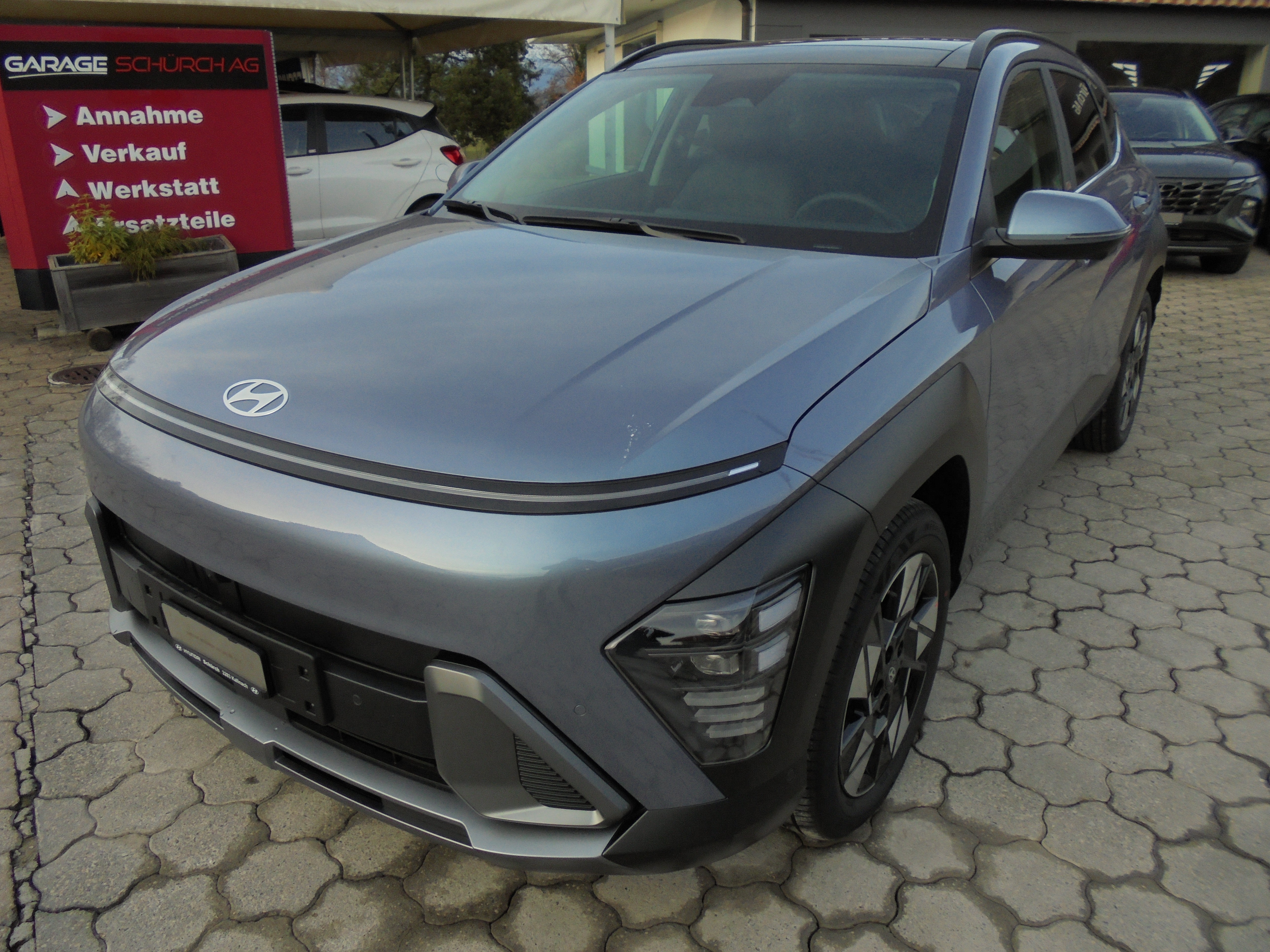 HYUNDAI Kona 1.6 GDi HEV Amplia DCT