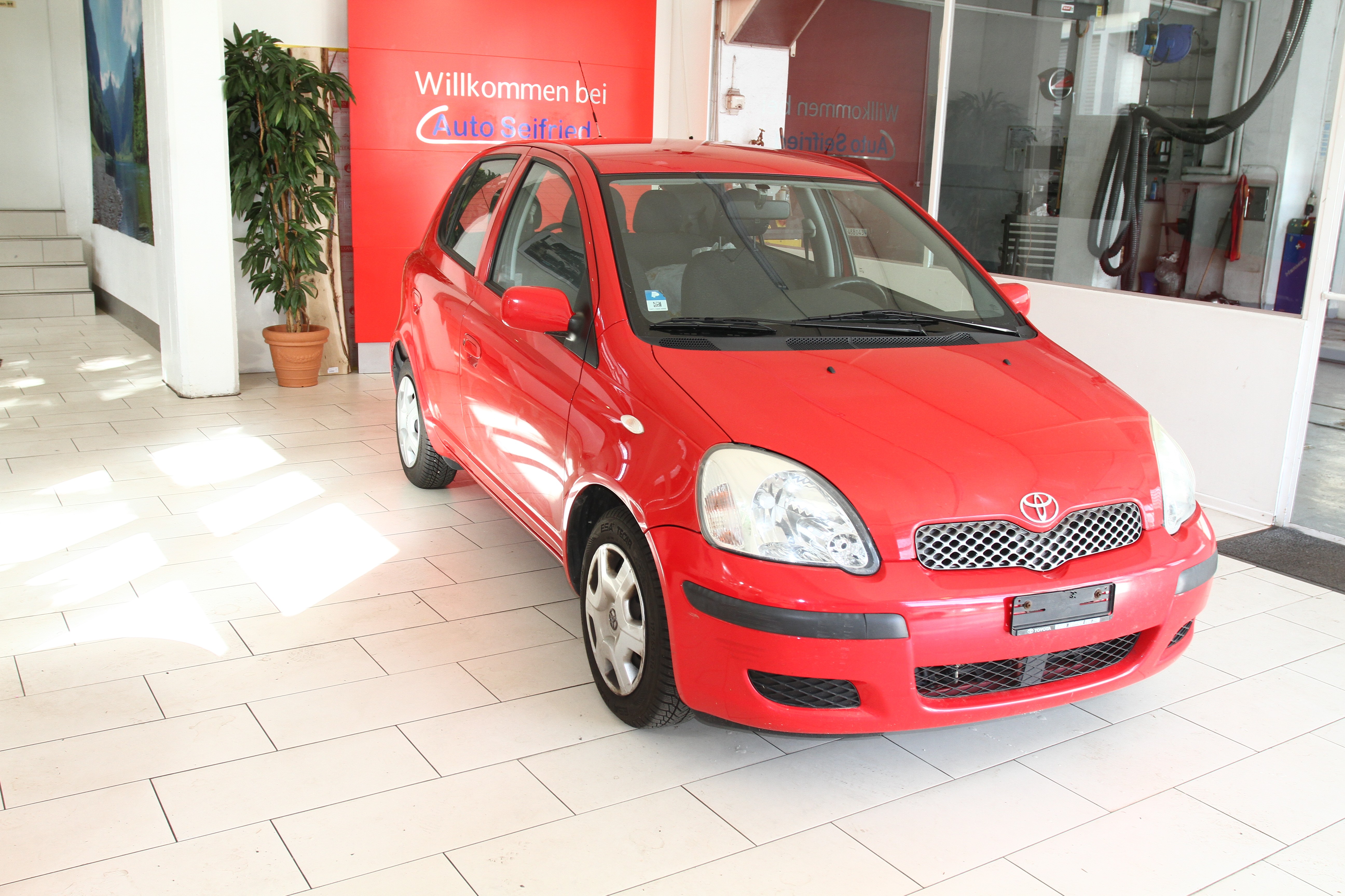 TOYOTA Yaris 1.3 Linea Luna